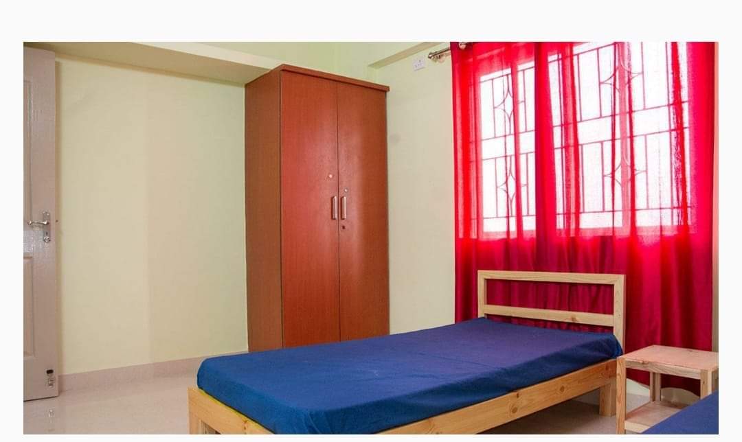 https://findmyroom-property-images-india.s3.ap-south-1.amazonaws.com/jdvnf-1687706586538-13710.jpg