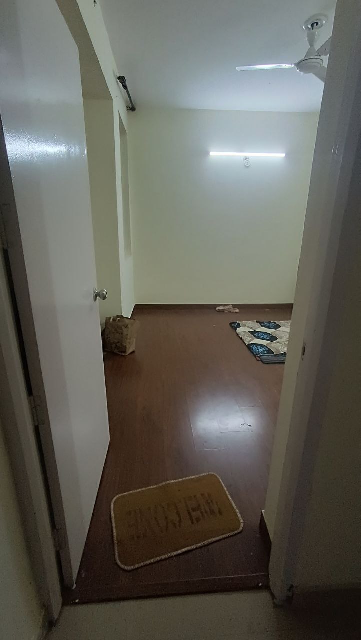 https://findmyroom-property-images-india.s3.ap-south-1.amazonaws.com/jegjl-1729239142942-72850.jpg