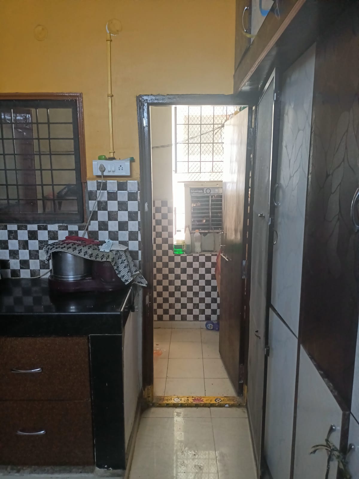 https://findmyroom-property-images-india.s3.ap-south-1.amazonaws.com/jjgyt-1704258178567-34823.jpg