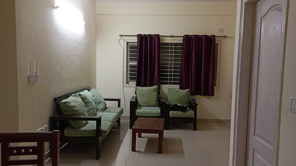 https://findmyroom-property-images-india.s3.ap-south-1.amazonaws.com/jjosx-1686491956161-10311.jpeg