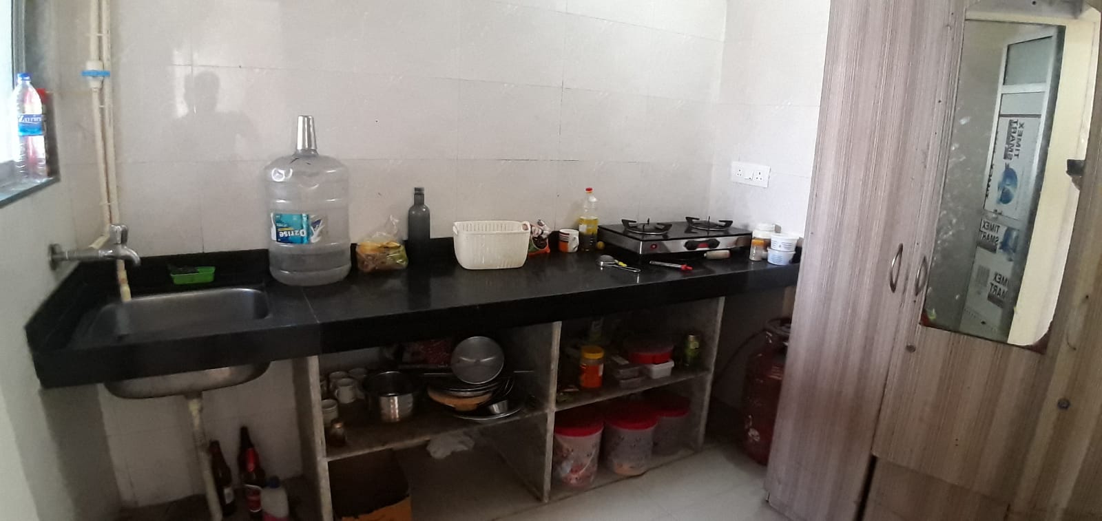 https://findmyroom-property-images-india.s3.ap-south-1.amazonaws.com/jlwwl-1699961592240-43216.jpeg