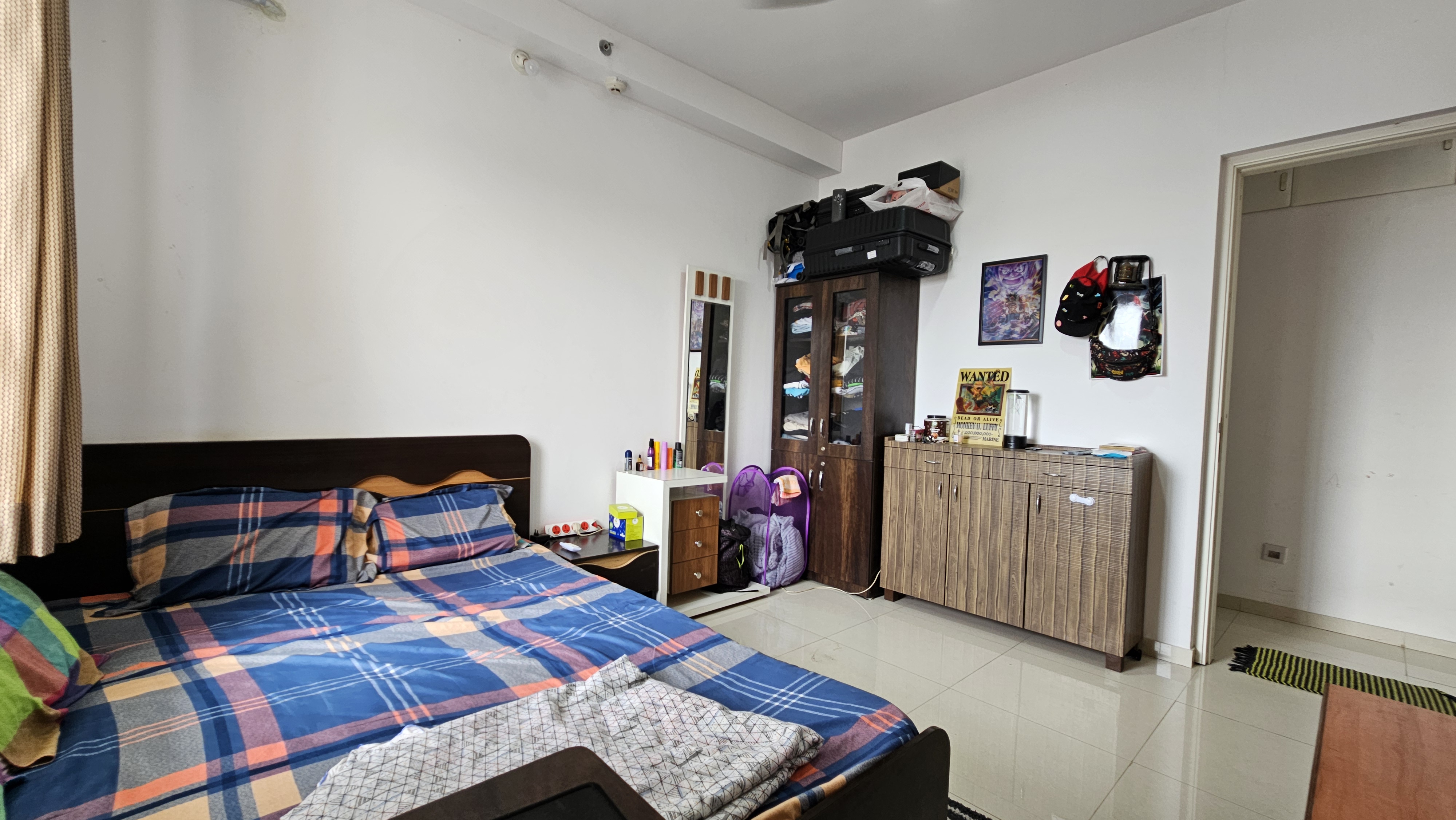 https://findmyroom-property-images-india.s3.ap-south-1.amazonaws.com/jmhrn-1718783748594-63164.jpg