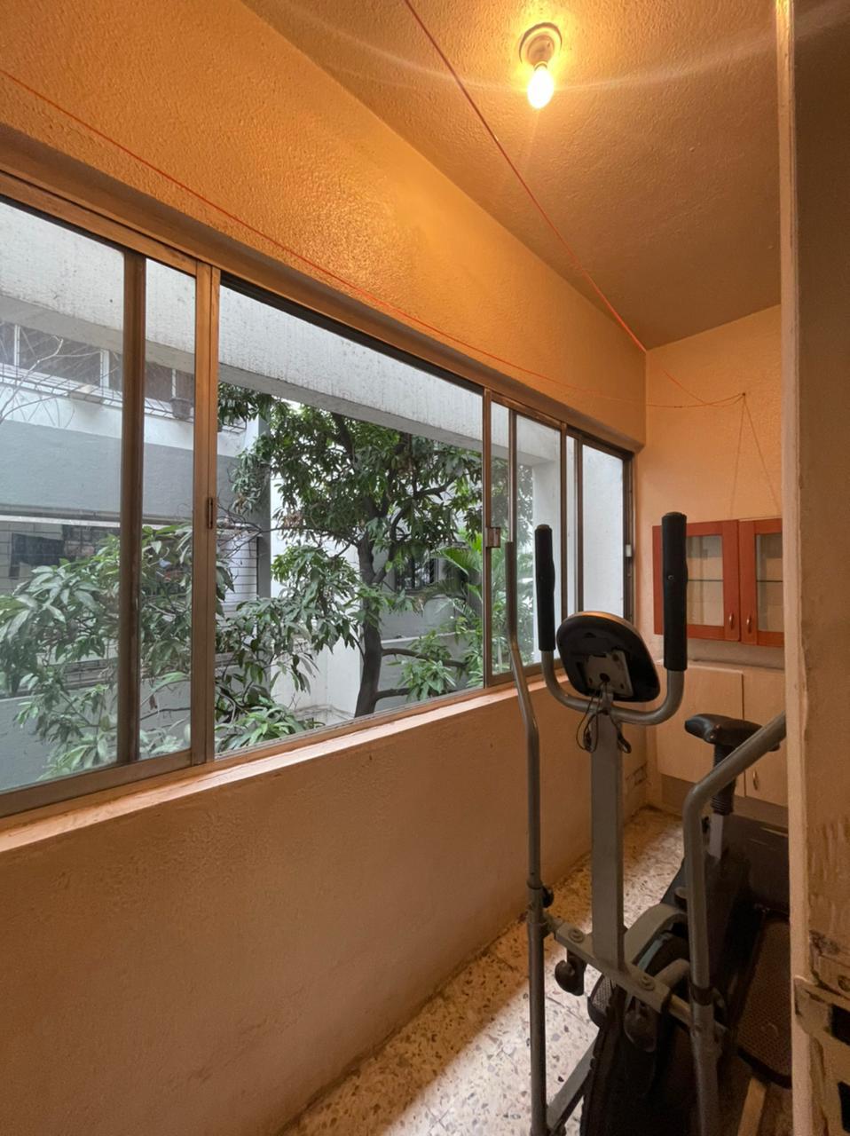 https://findmyroom-property-images-india.s3.ap-south-1.amazonaws.com/jnrxt-1743782825357-45888.jpg