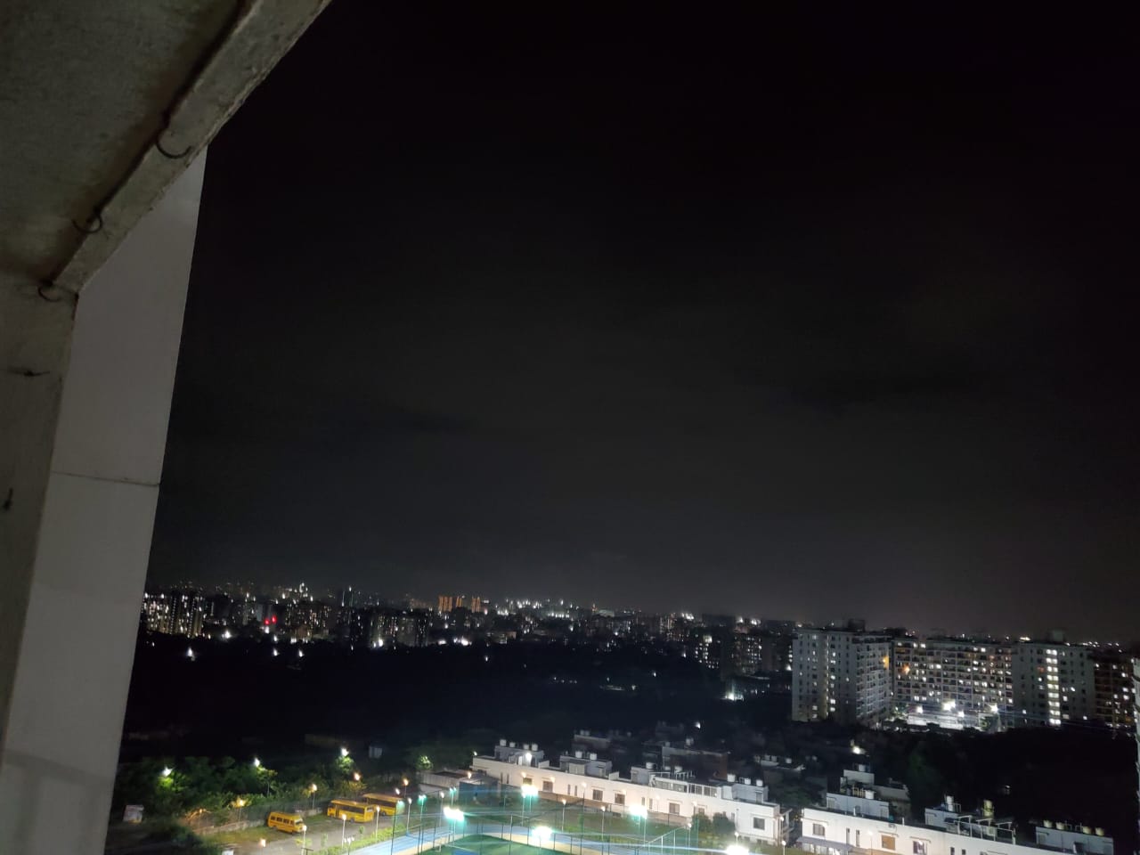https://findmyroom-property-images-india.s3.ap-south-1.amazonaws.com/jpcnu-1758625989369-53743.jpeg