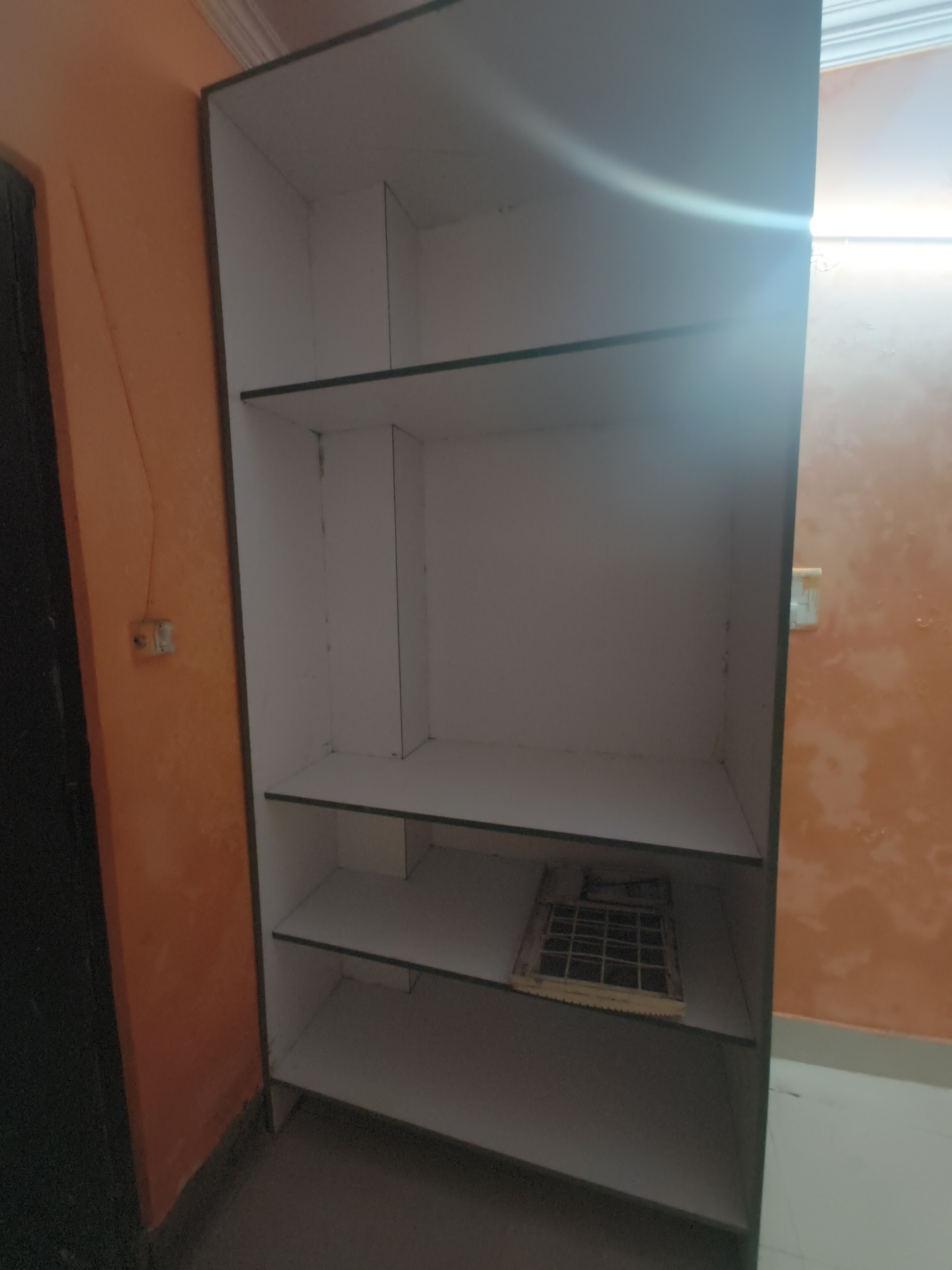 https://findmyroom-property-images-india.s3.ap-south-1.amazonaws.com/jyesq-1742801440152-32607.jpg