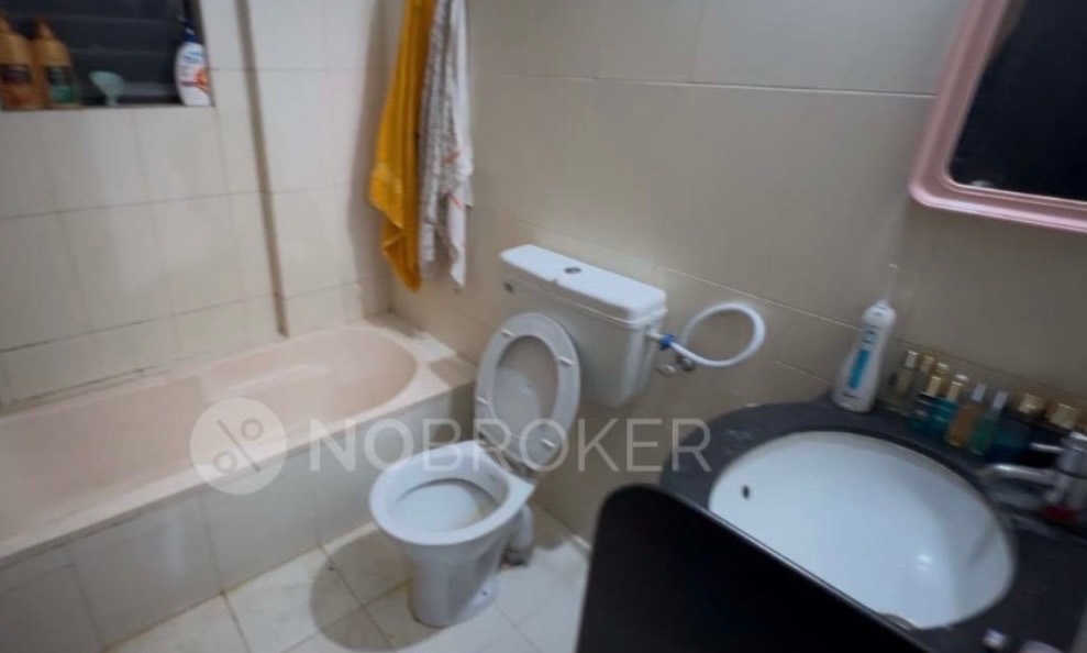 https://findmyroom-property-images-india.s3.ap-south-1.amazonaws.com/jyhrj-1760898372370-06040
