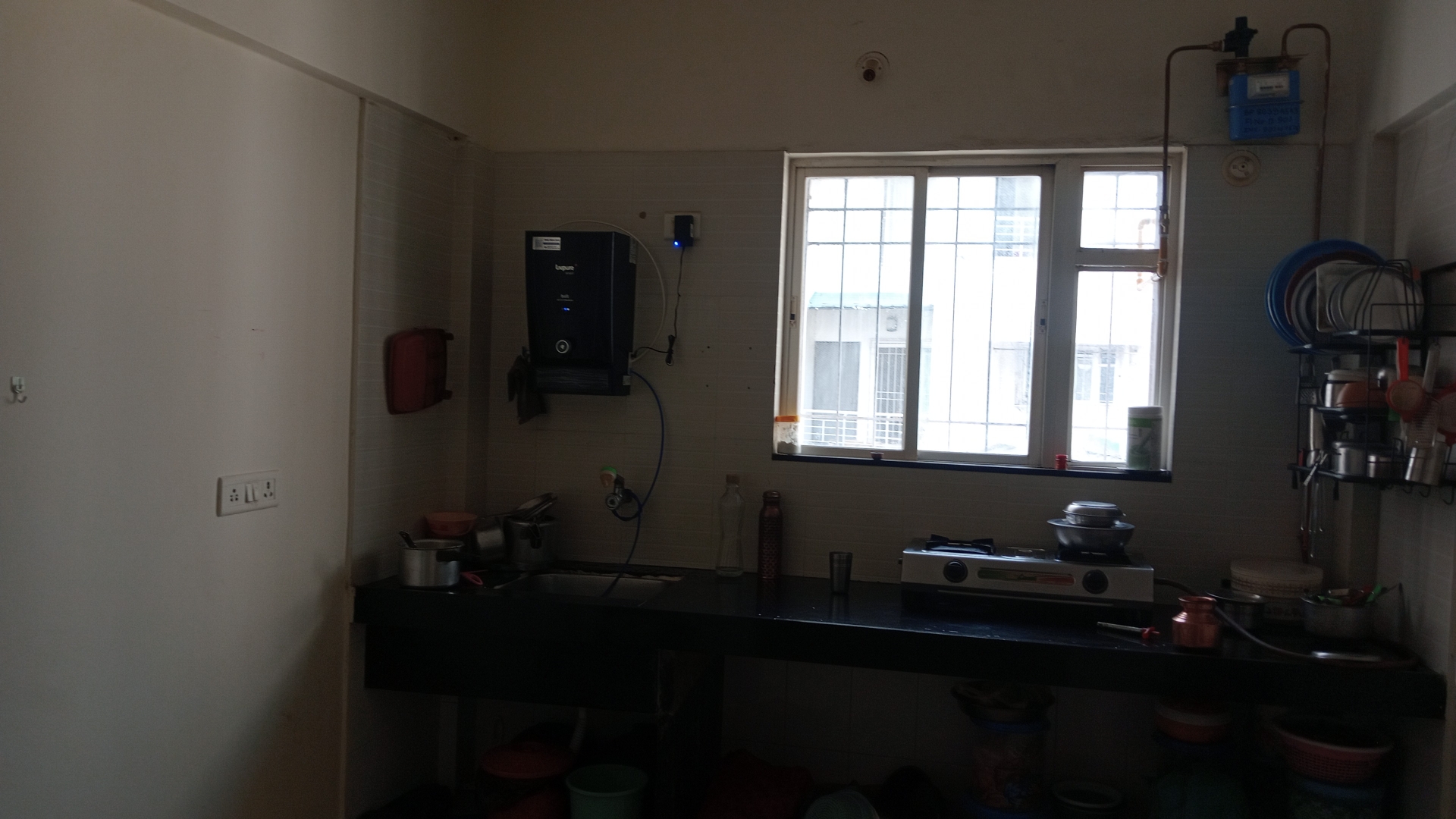 https://findmyroom-property-images-india.s3.ap-south-1.amazonaws.com/kbmgz-1736677887717-23086.jpg