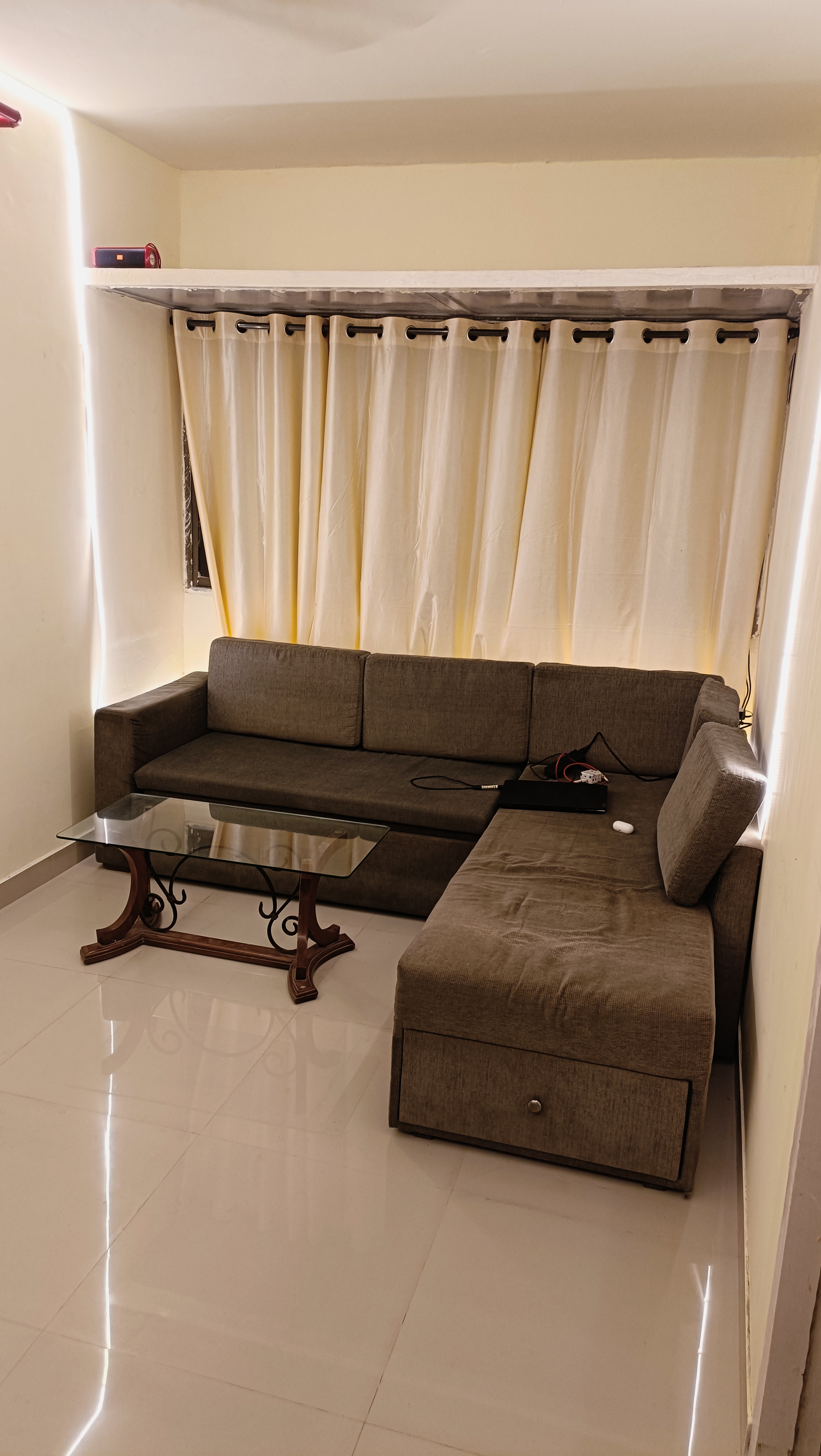 https://findmyroom-property-images-india.s3.ap-south-1.amazonaws.com/kchgf-1727630010407-78715.jpg