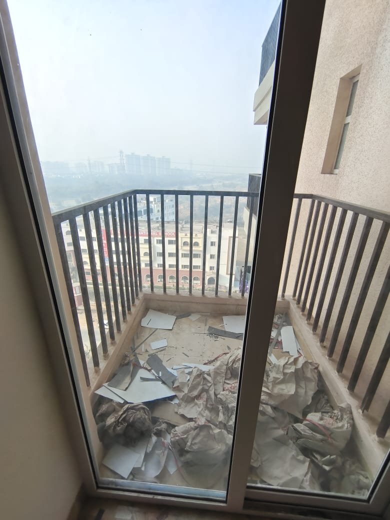 https://findmyroom-property-images-india.s3.ap-south-1.amazonaws.com/kczpm-1679414074459-15644.jpg