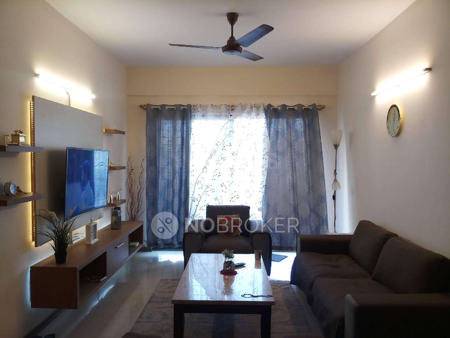 https://findmyroom-property-images-india.s3.ap-south-1.amazonaws.com/kjlrs-1759383091274-86530.jpg