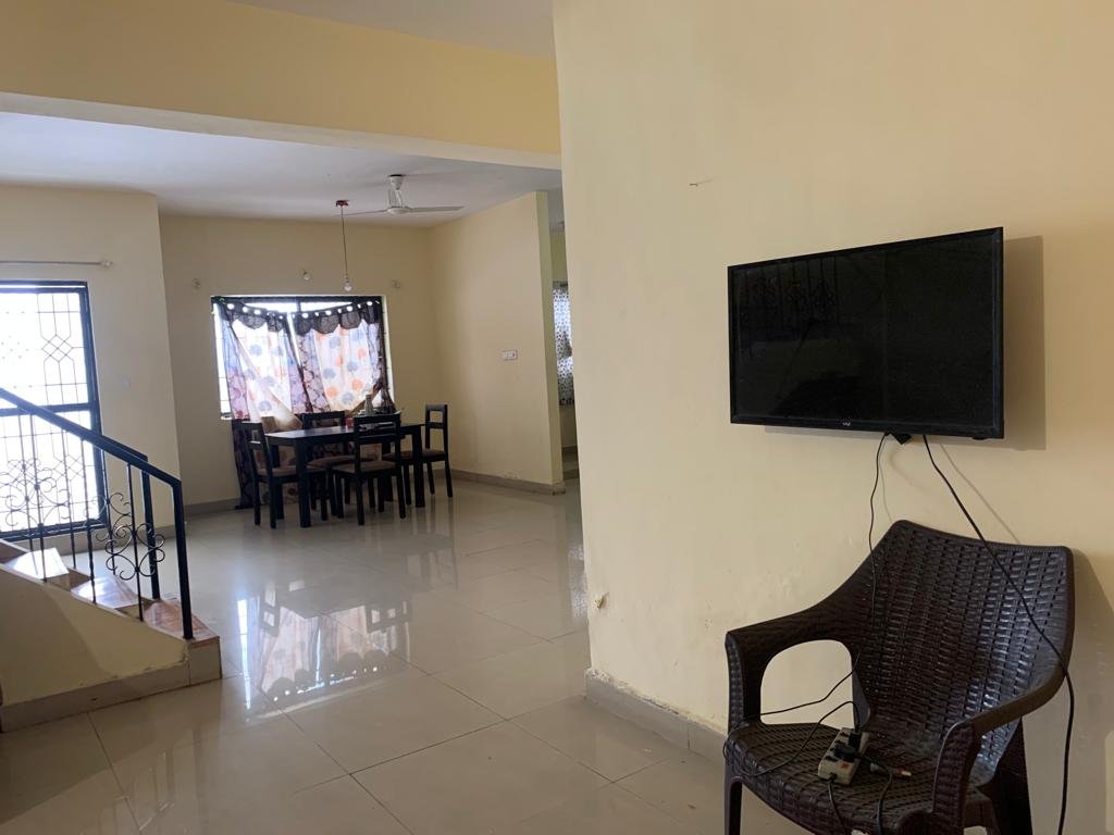 https://findmyroom-property-images-india.s3.ap-south-1.amazonaws.com/kjmds-1687610748760-80573.jpeg