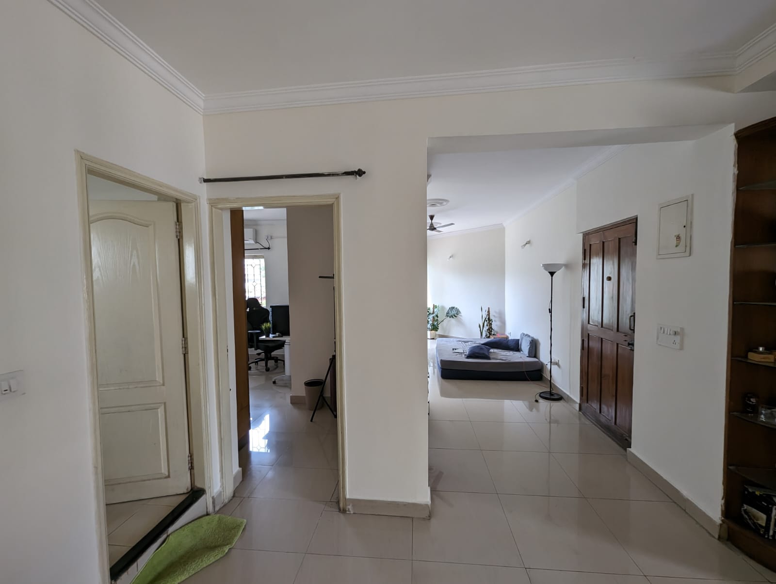 https://findmyroom-property-images-india.s3.ap-south-1.amazonaws.com/kkjat-1690436064745-85586.jpg