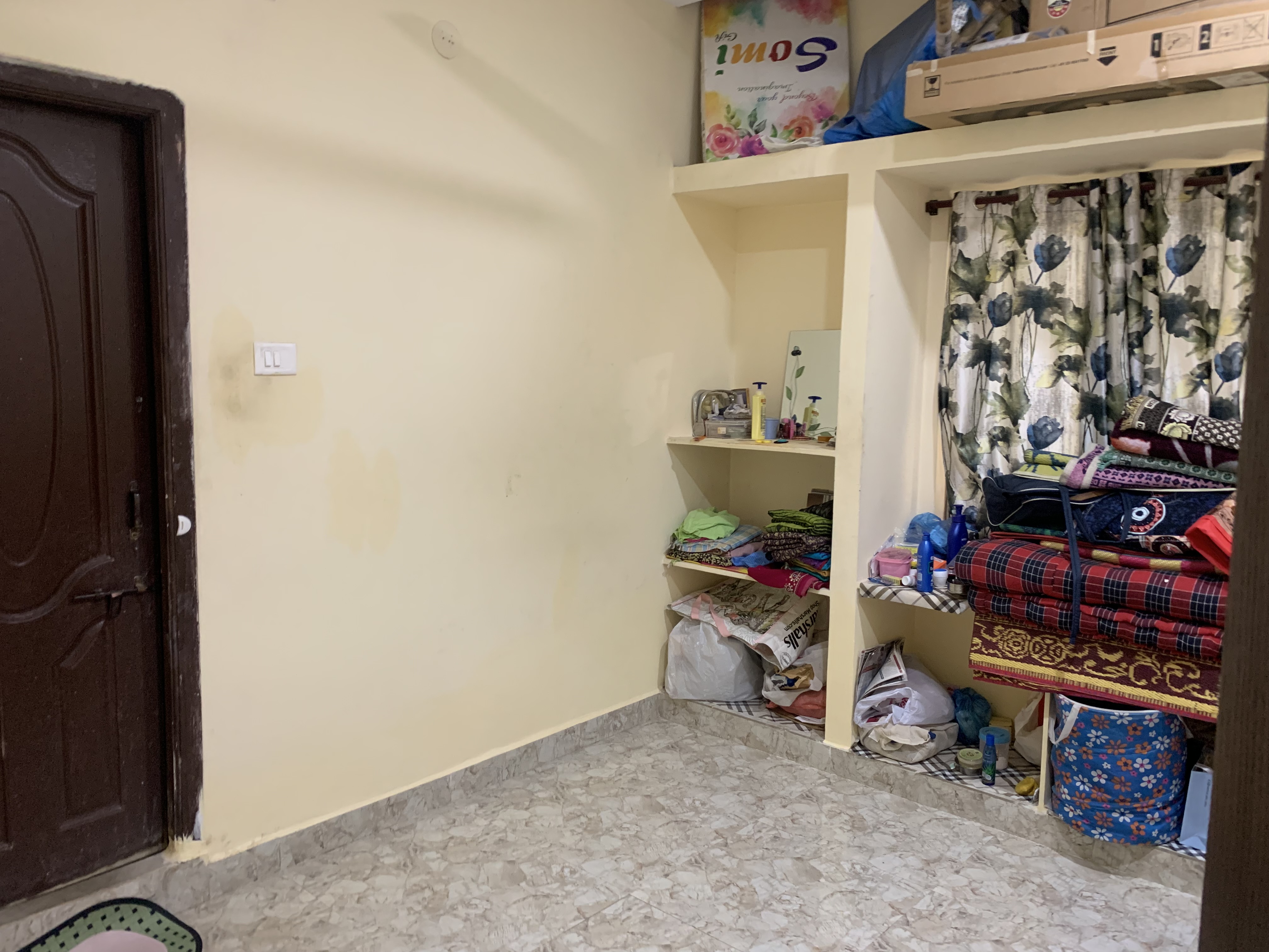 https://findmyroom-property-images-india.s3.ap-south-1.amazonaws.com/kxzch-1709643898205-57365.jpeg