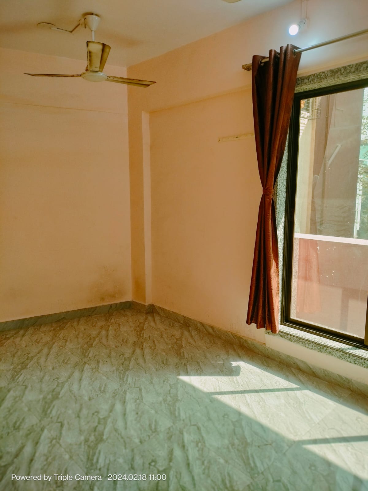https://findmyroom-property-images-india.s3.ap-south-1.amazonaws.com/laxcq-1719252603425-82277.jpeg