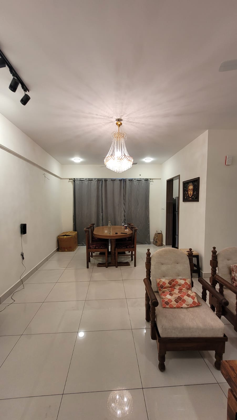 https://findmyroom-property-images-india.s3.ap-south-1.amazonaws.com/lcfeq-1737547837323-78804.jpeg