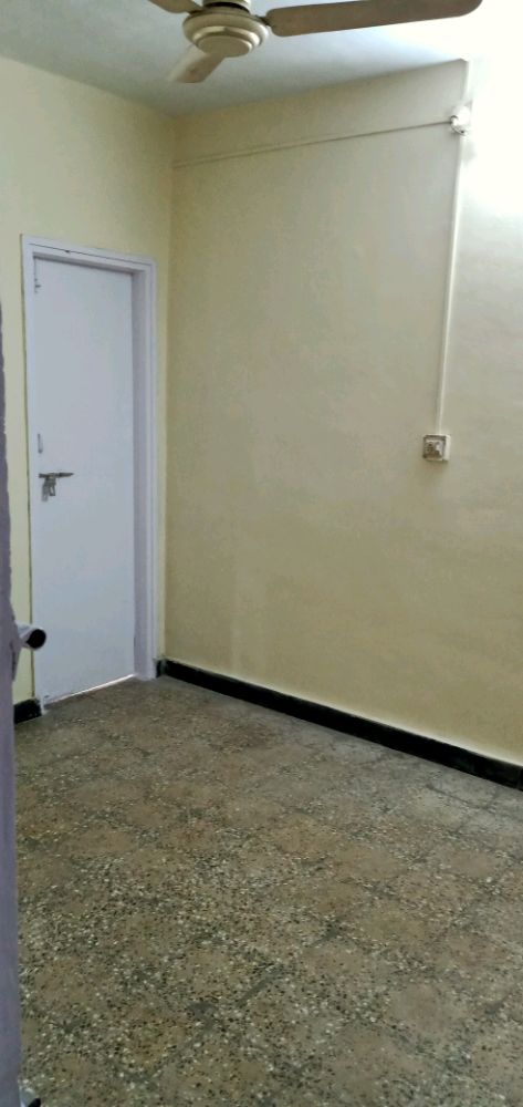 https://findmyroom-property-images-india.s3.ap-south-1.amazonaws.com/ldswc-1690602018357-71131.jpg