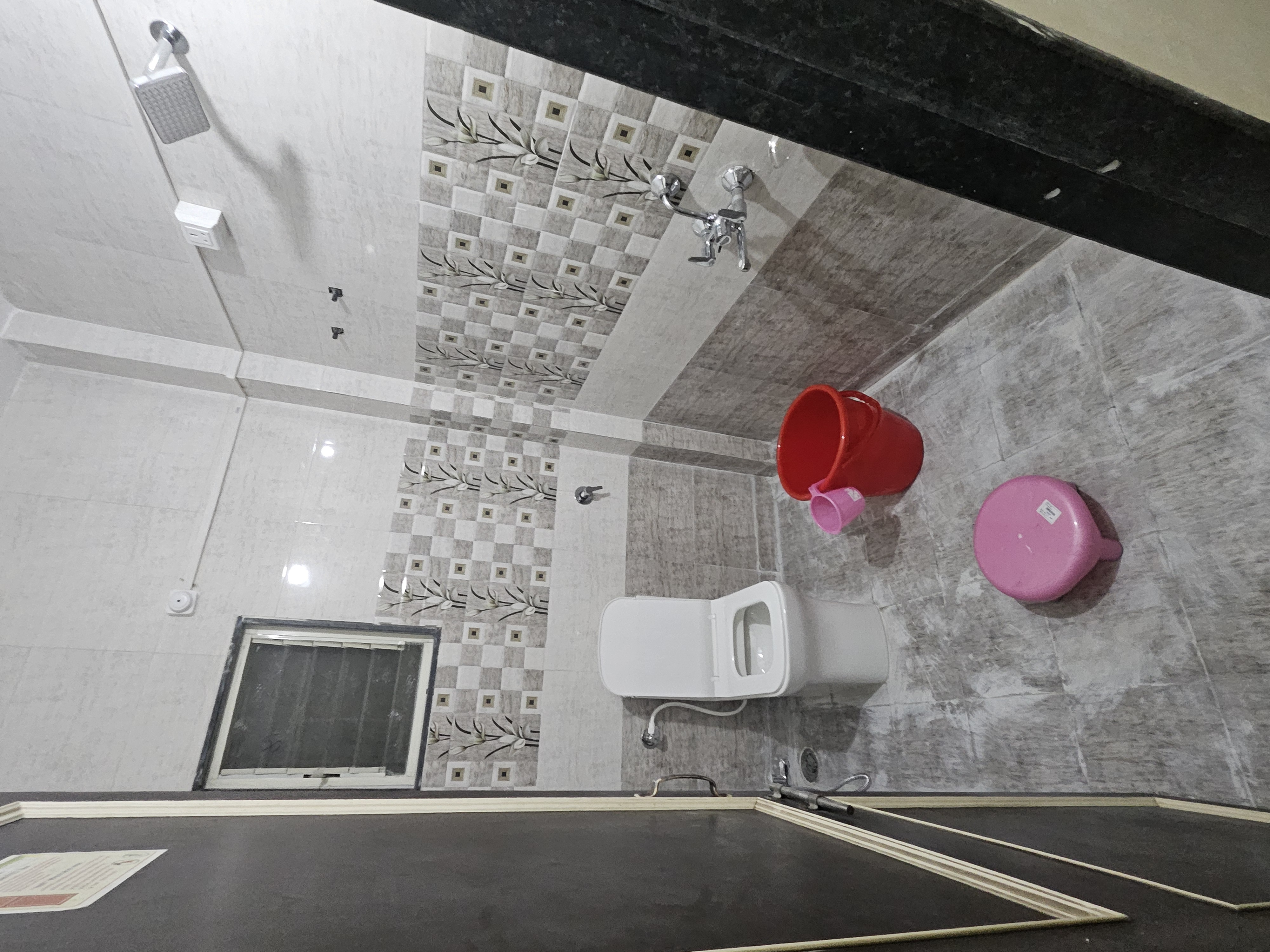 https://findmyroom-property-images-india.s3.ap-south-1.amazonaws.com/ldzka-1710991787879-35758.jpg