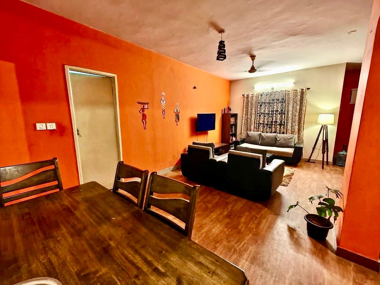 https://findmyroom-property-images-india.s3.ap-south-1.amazonaws.com/lklrg-1746685735596-45571.jpeg