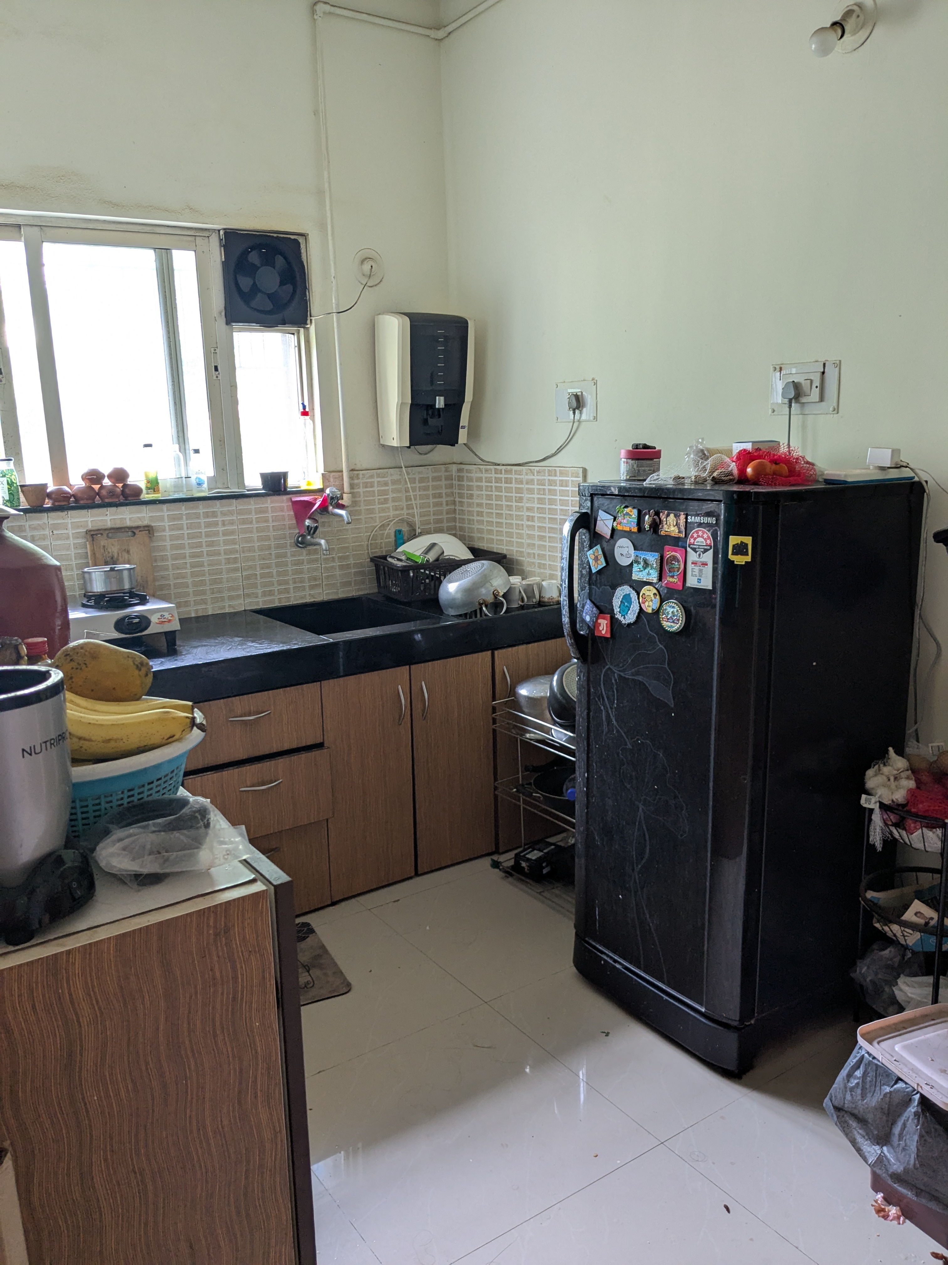 https://findmyroom-property-images-india.s3.ap-south-1.amazonaws.com/llksp-1748244782047-17268.jpg