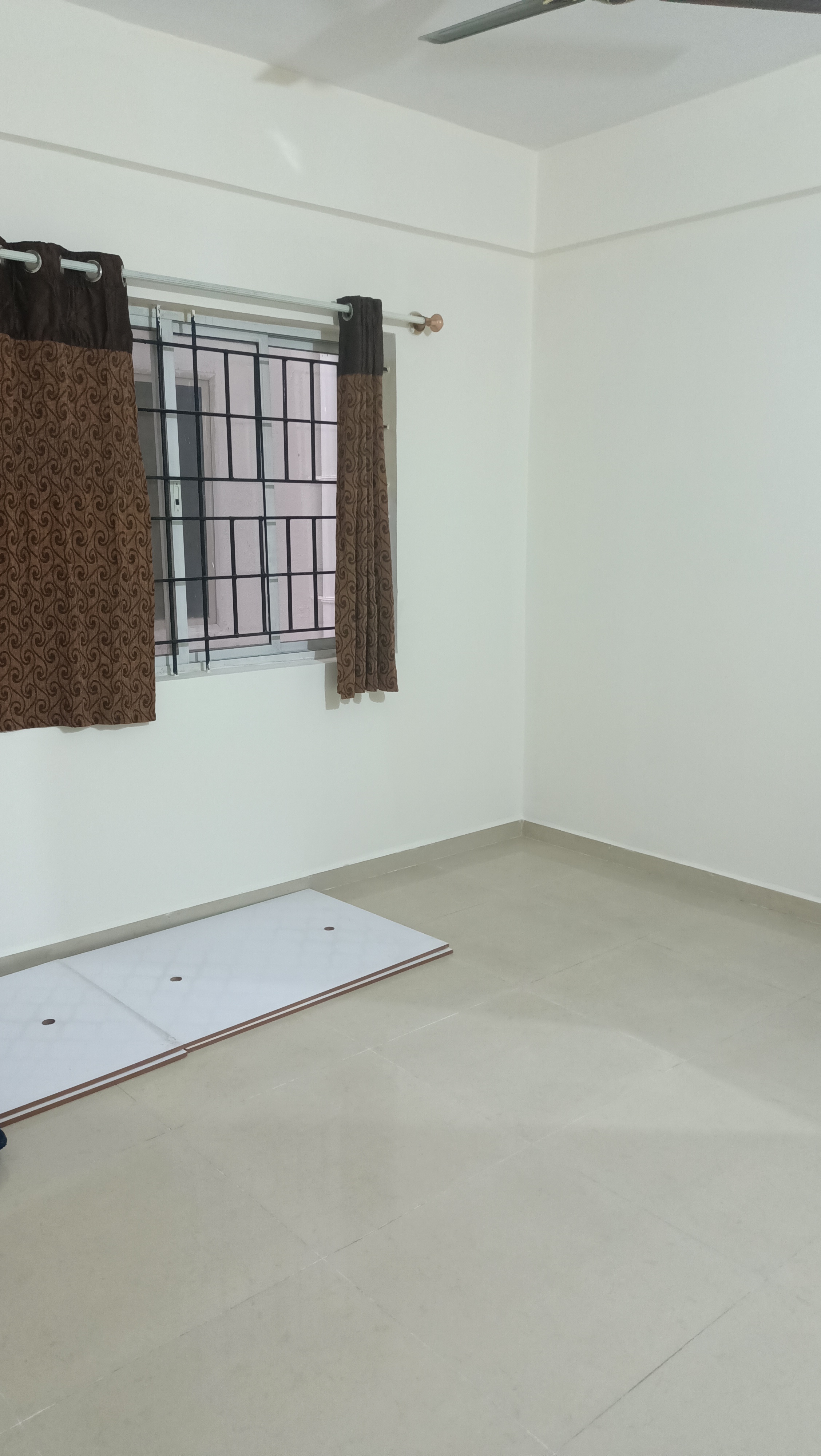 https://findmyroom-property-images-india.s3.ap-south-1.amazonaws.com/lojqf-1753323027417-56856.jpg