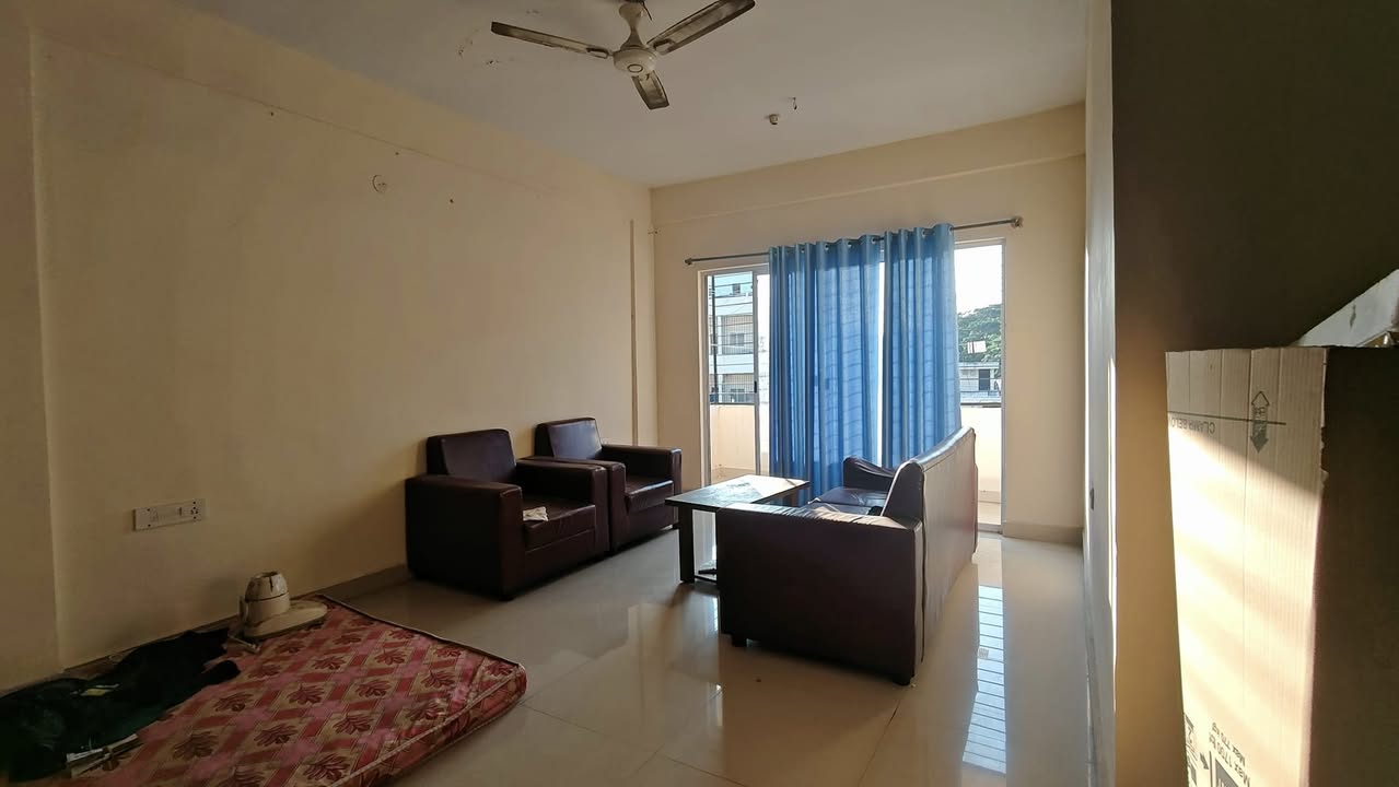 https://findmyroom-property-images-india.s3.ap-south-1.amazonaws.com/lorva-1733821279108-28526.jpg