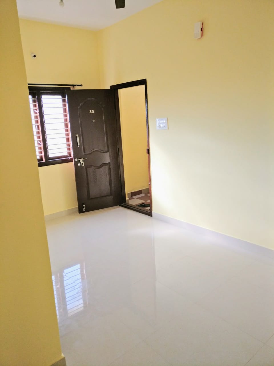 https://findmyroom-property-images-india.s3.ap-south-1.amazonaws.com/ltqzt-1703513126030-28041.jpg