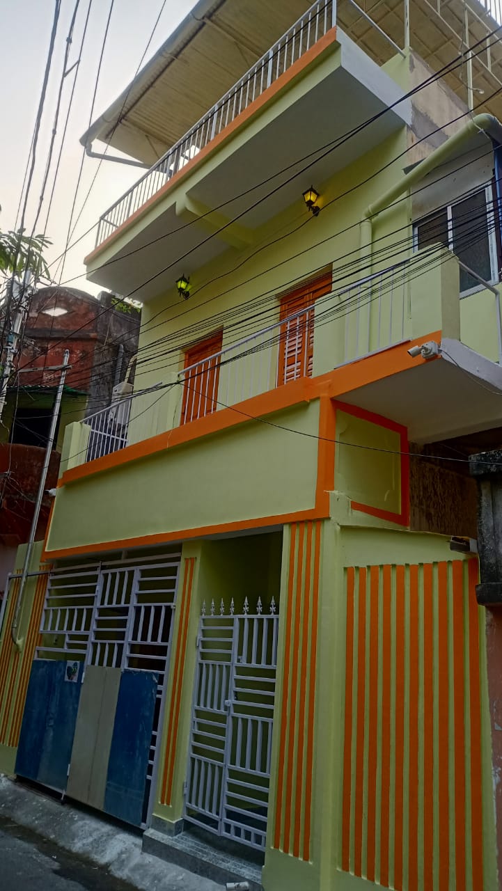 https://findmyroom-property-images-india.s3.ap-south-1.amazonaws.com/ltuwu-1701693395843-57215.jpeg