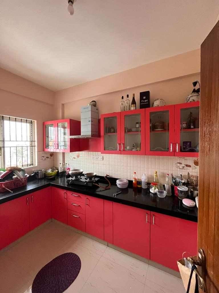 https://findmyroom-property-images-india.s3.ap-south-1.amazonaws.com/lwkos-1718298543964-30575.jpeg