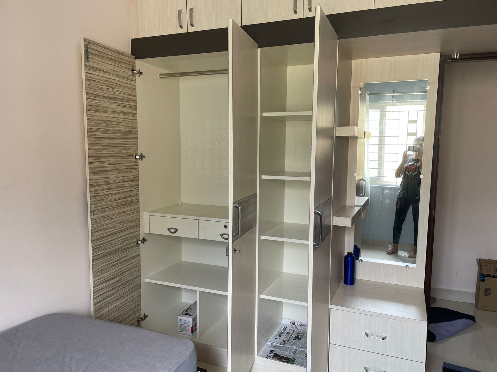 https://findmyroom-property-images-india.s3.ap-south-1.amazonaws.com/lydcj-1688973536193-77564.jpeg
