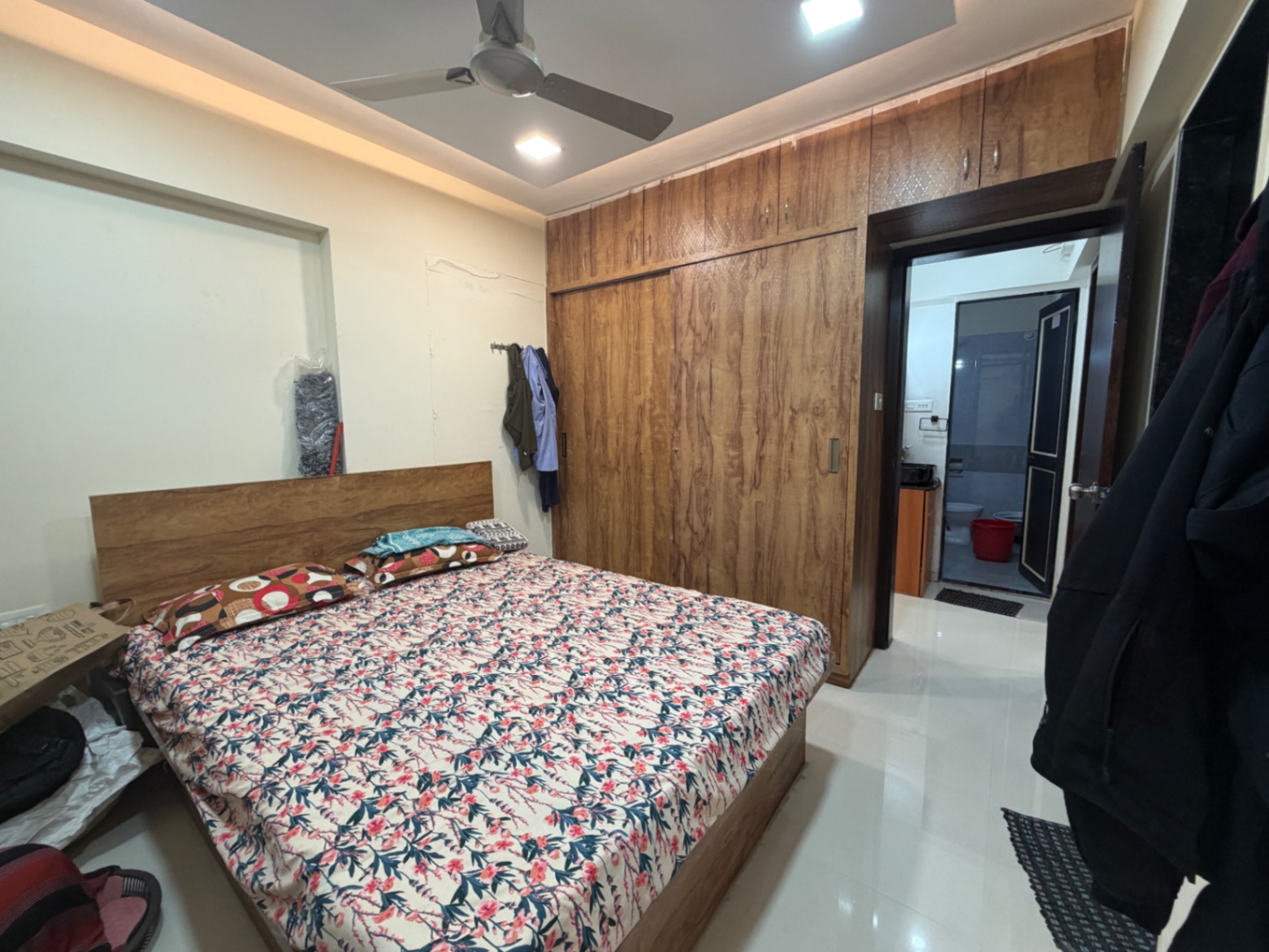 https://findmyroom-property-images-india.s3.ap-south-1.amazonaws.com/lykon-1770800160314-22703