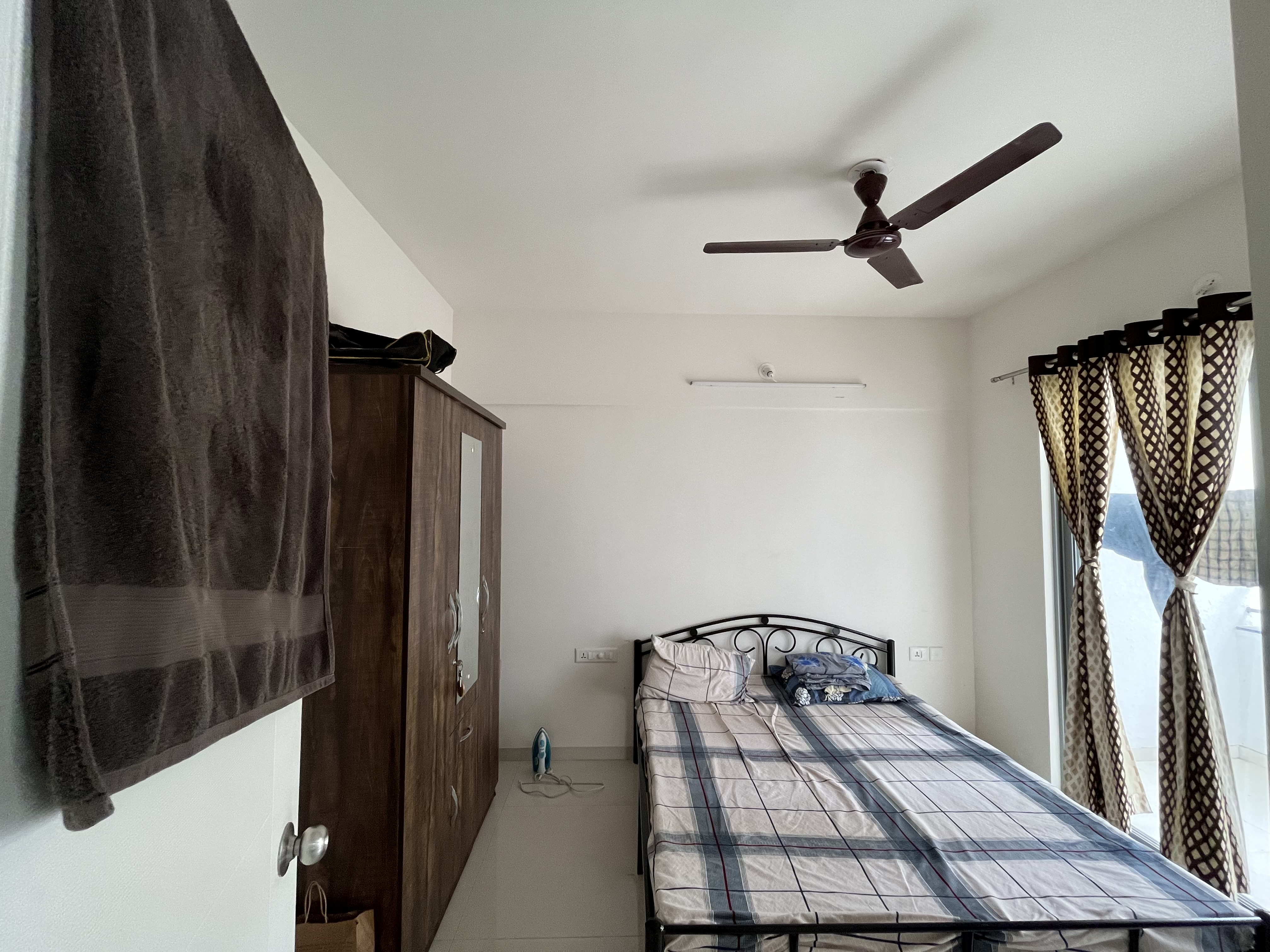 https://findmyroom-property-images-india.s3.ap-south-1.amazonaws.com/meusa-1689674109952-82350.jpeg