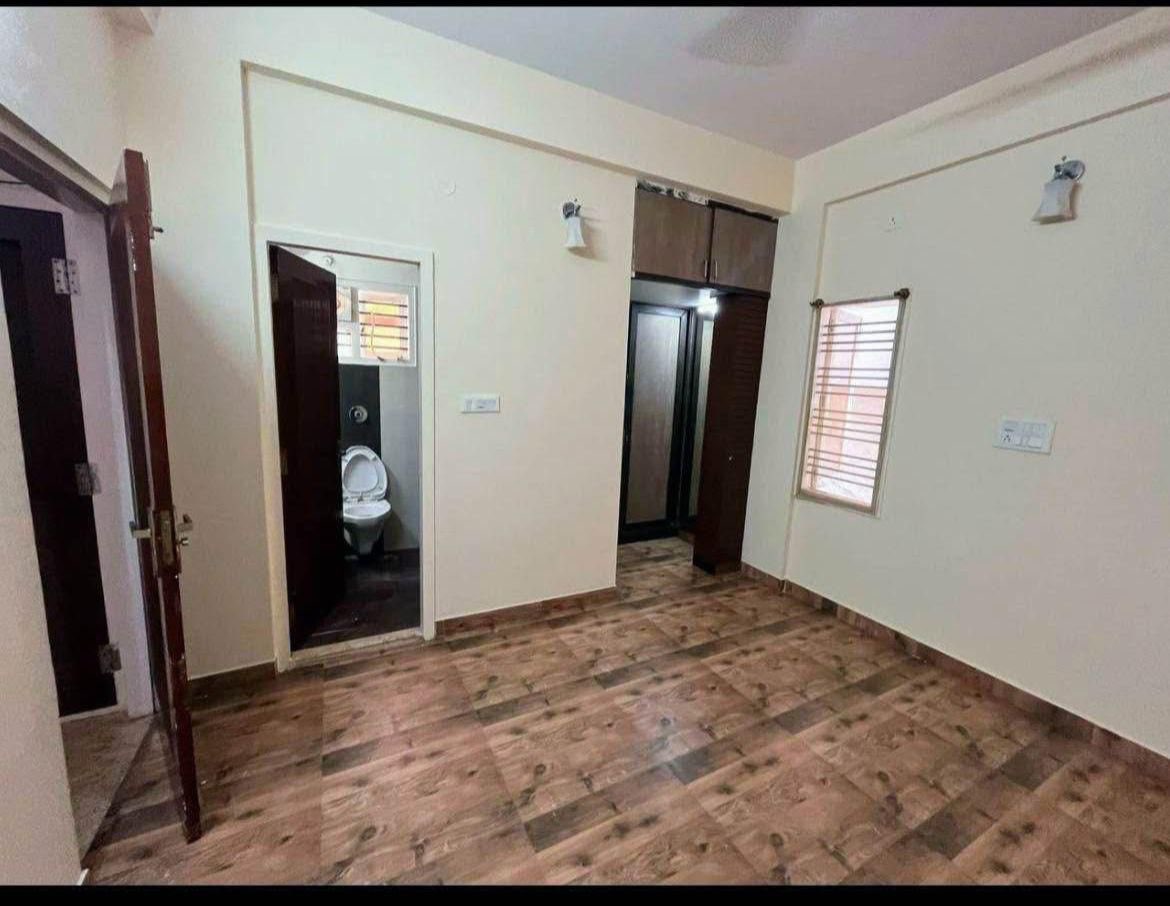 https://findmyroom-property-images-india.s3.ap-south-1.amazonaws.com/mfwcv-1766063885699-36555
