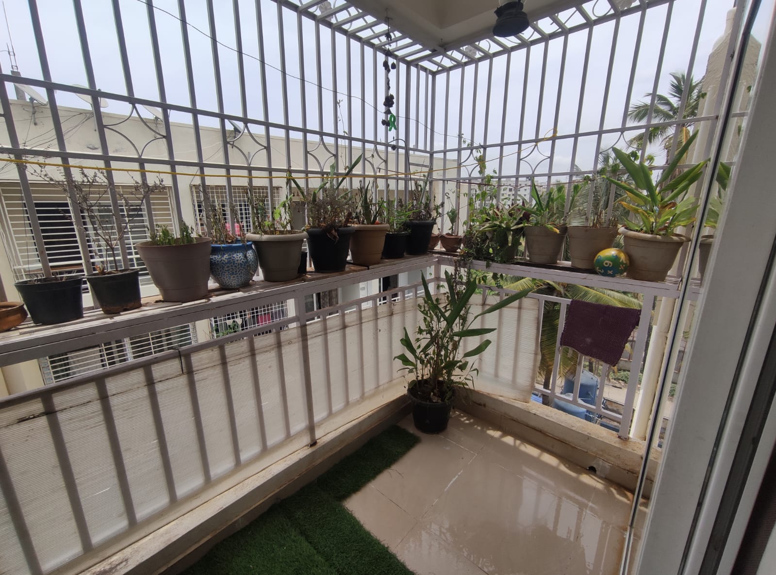 https://findmyroom-property-images-india.s3.ap-south-1.amazonaws.com/mgnmy-1689406485110-13687.jpeg