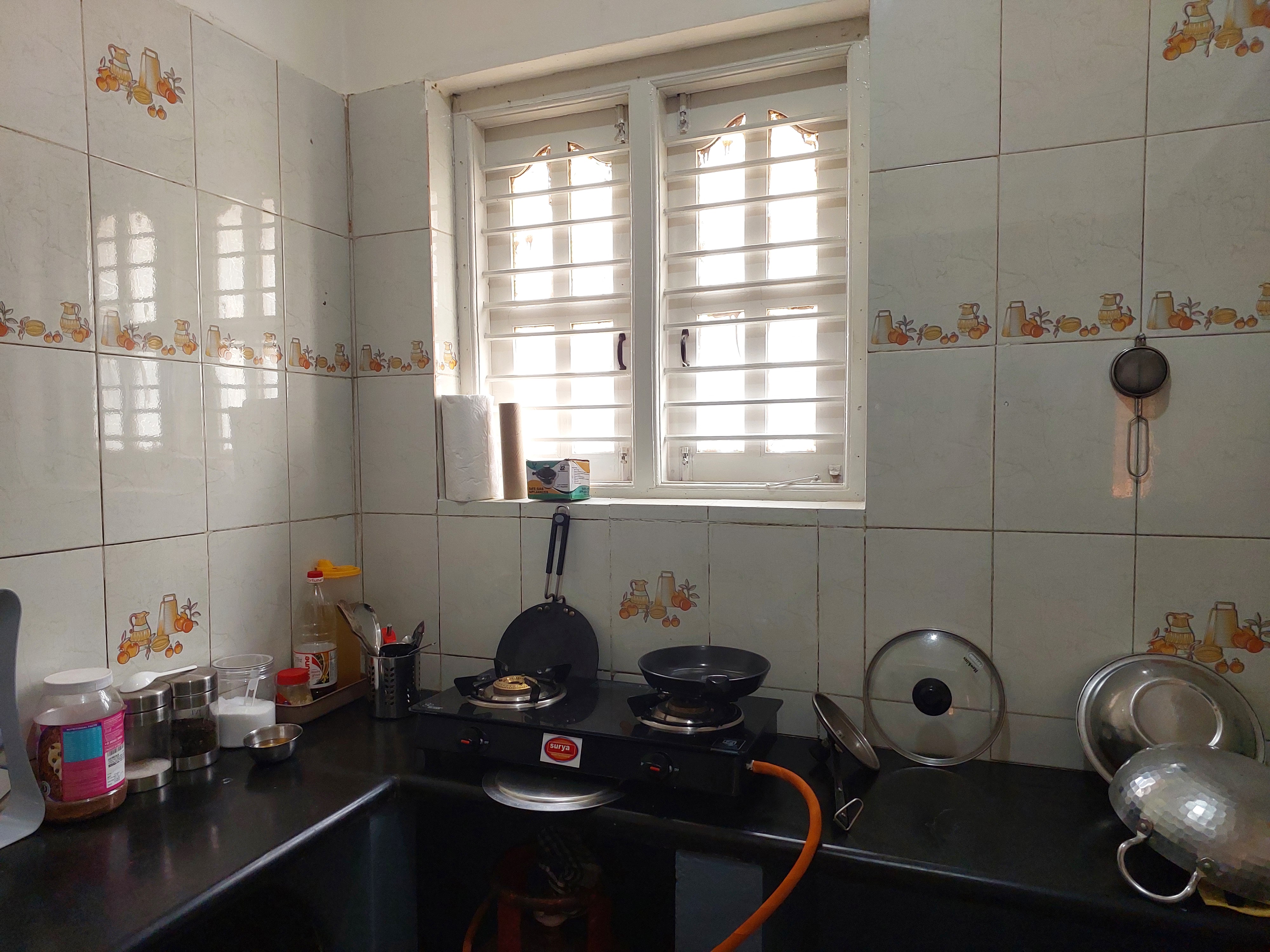 https://findmyroom-property-images-india.s3.ap-south-1.amazonaws.com/mifzm-1710246430182-21480.jpg