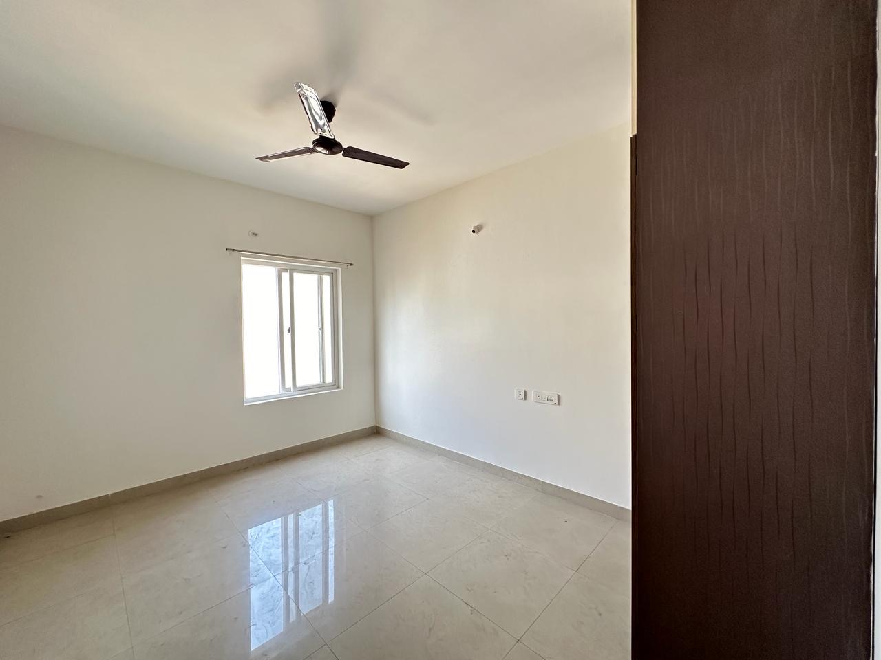 https://findmyroom-property-images-india.s3.ap-south-1.amazonaws.com/mngsw-1711116251447-55613.jpeg