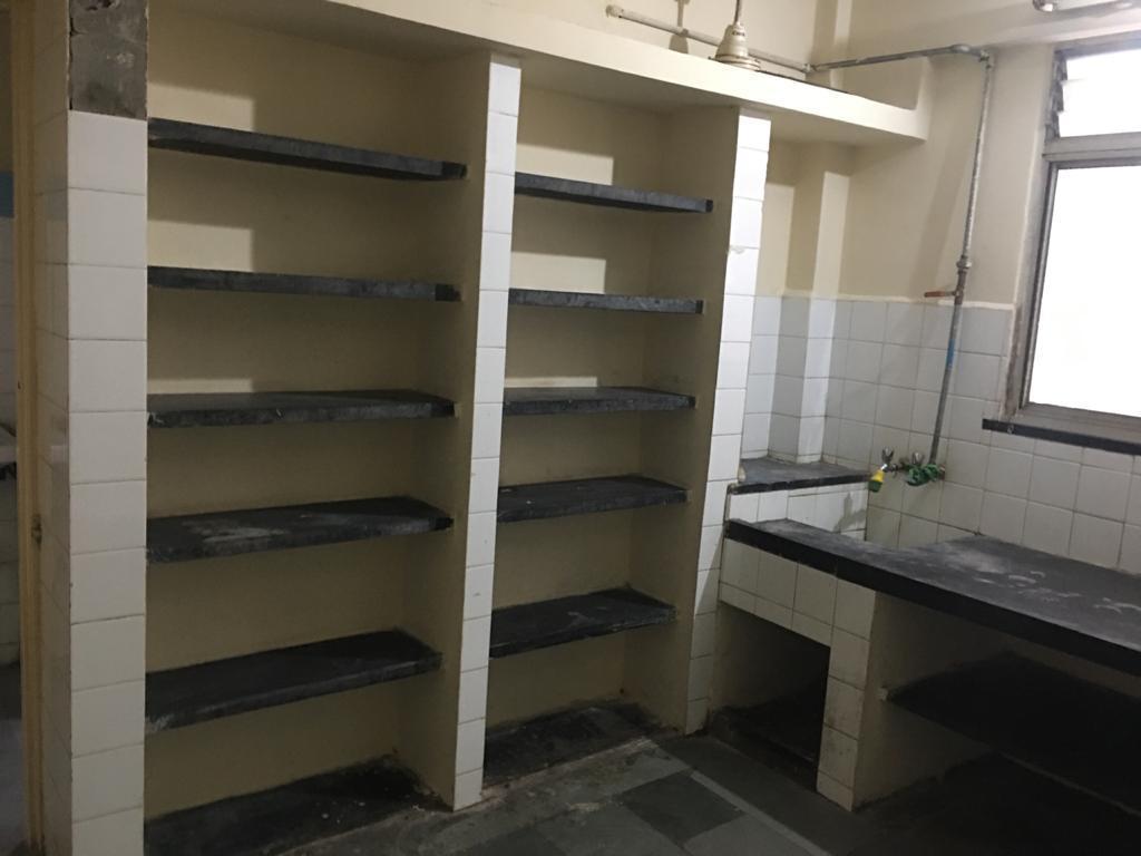 https://findmyroom-property-images-india.s3.ap-south-1.amazonaws.com/monvn-1671880146263-57130.jpg