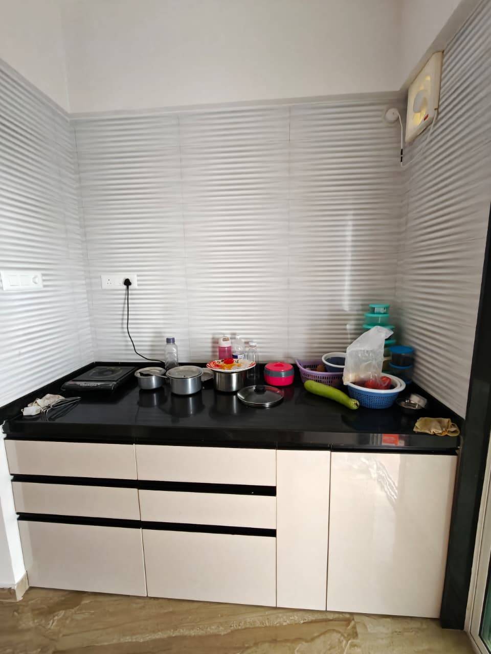 https://findmyroom-property-images-india.s3.ap-south-1.amazonaws.com/mowiq-1759836394294-55860