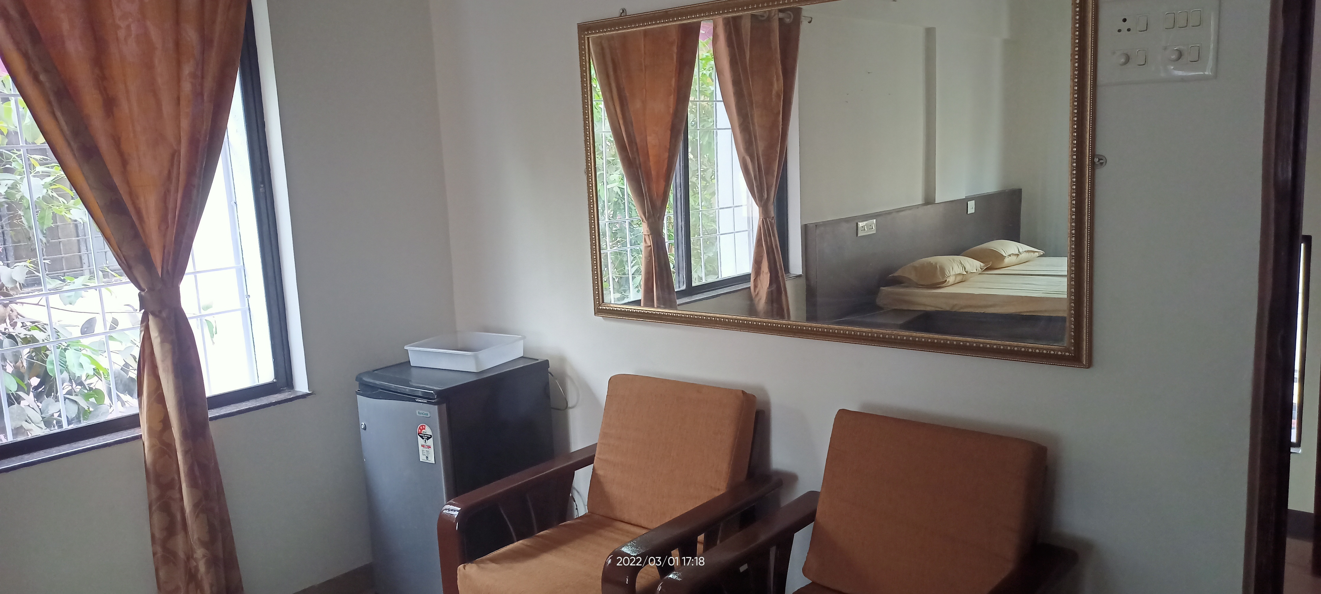 https://findmyroom-property-images-india.s3.ap-south-1.amazonaws.com/mwazy-1758019368675-02644.jpg