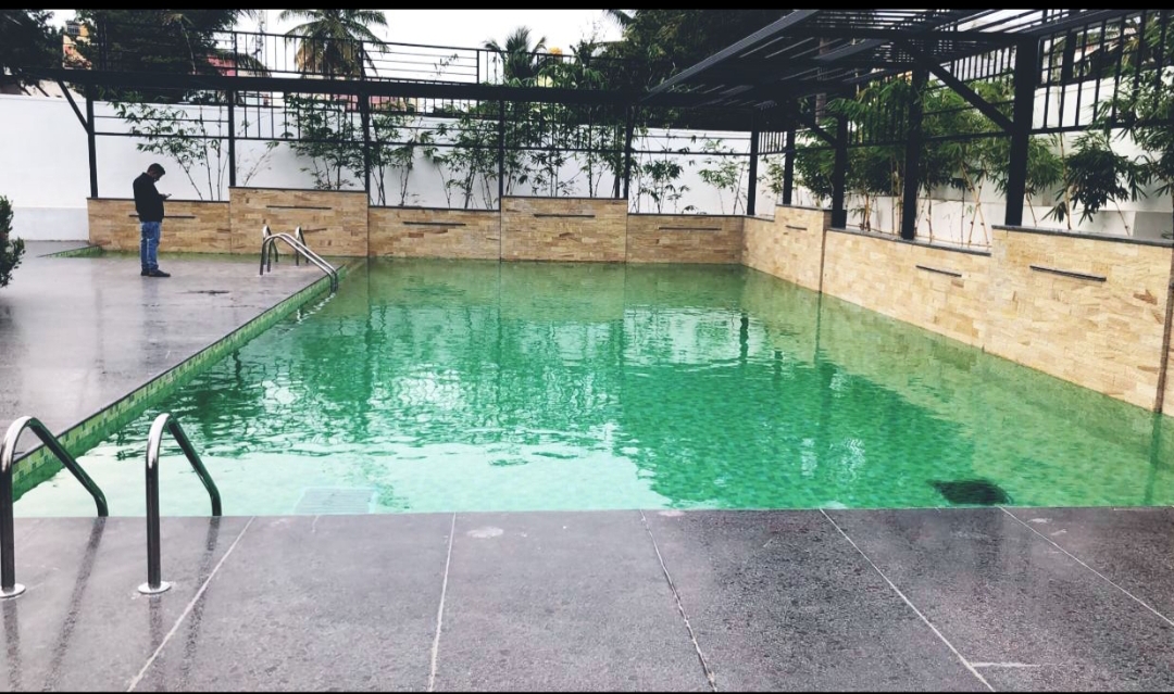 https://findmyroom-property-images-india.s3.ap-south-1.amazonaws.com/mwtuz-1724347614376-63047.jpg