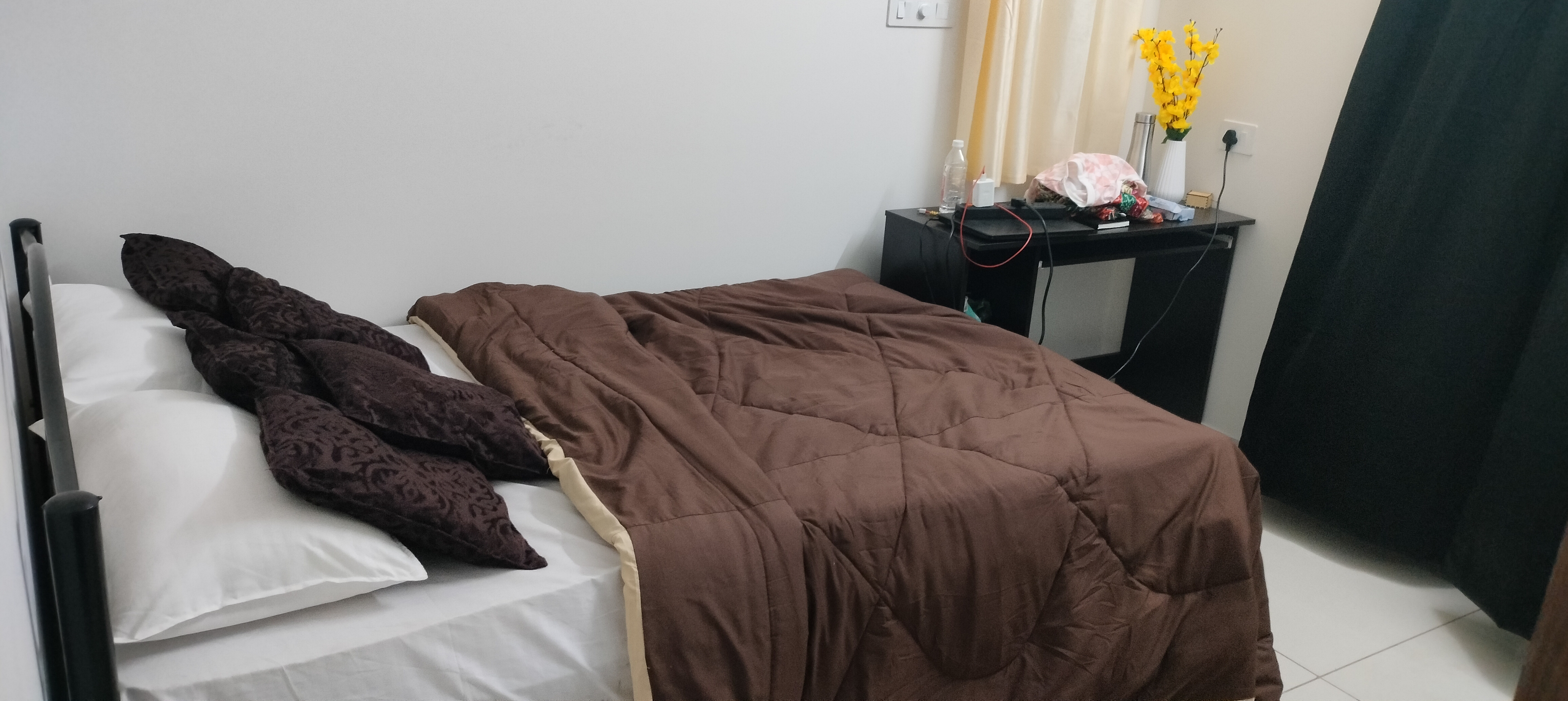 https://findmyroom-property-images-india.s3.ap-south-1.amazonaws.com/mynzk-1728834060724-85163.jpg