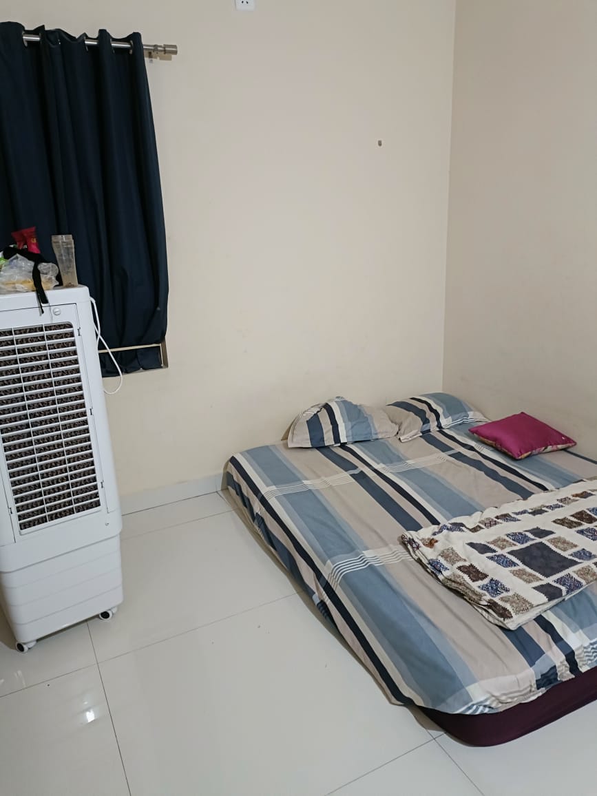 https://findmyroom-property-images-india.s3.ap-south-1.amazonaws.com/mzmhr-1733121405320-18485.jpg