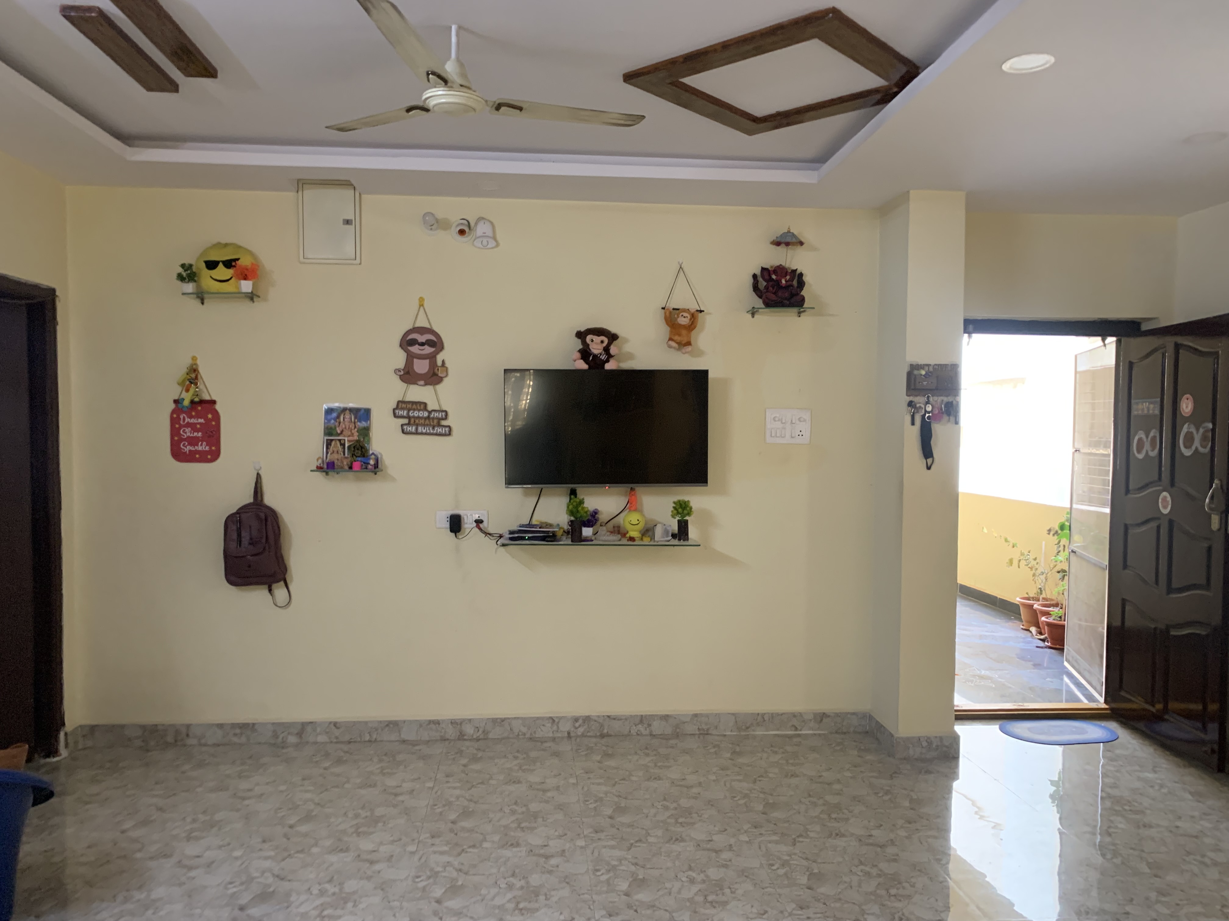 https://findmyroom-property-images-india.s3.ap-south-1.amazonaws.com/ndrlx-1709643898129-08557.jpeg
