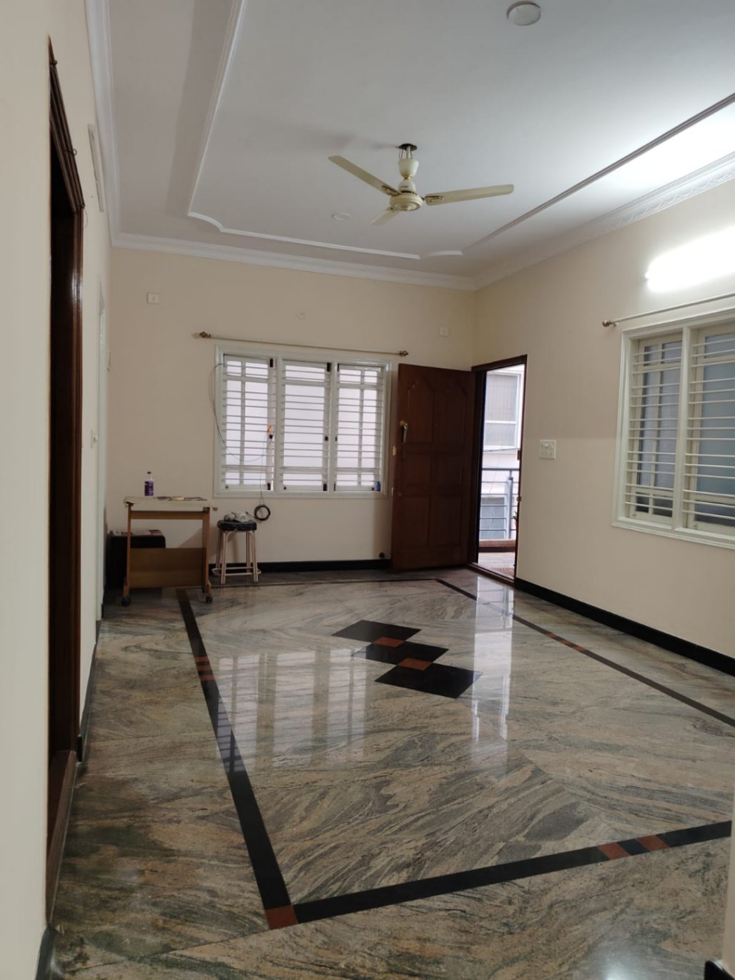 https://findmyroom-property-images-india.s3.ap-south-1.amazonaws.com/nlmih-1765026644905-30604