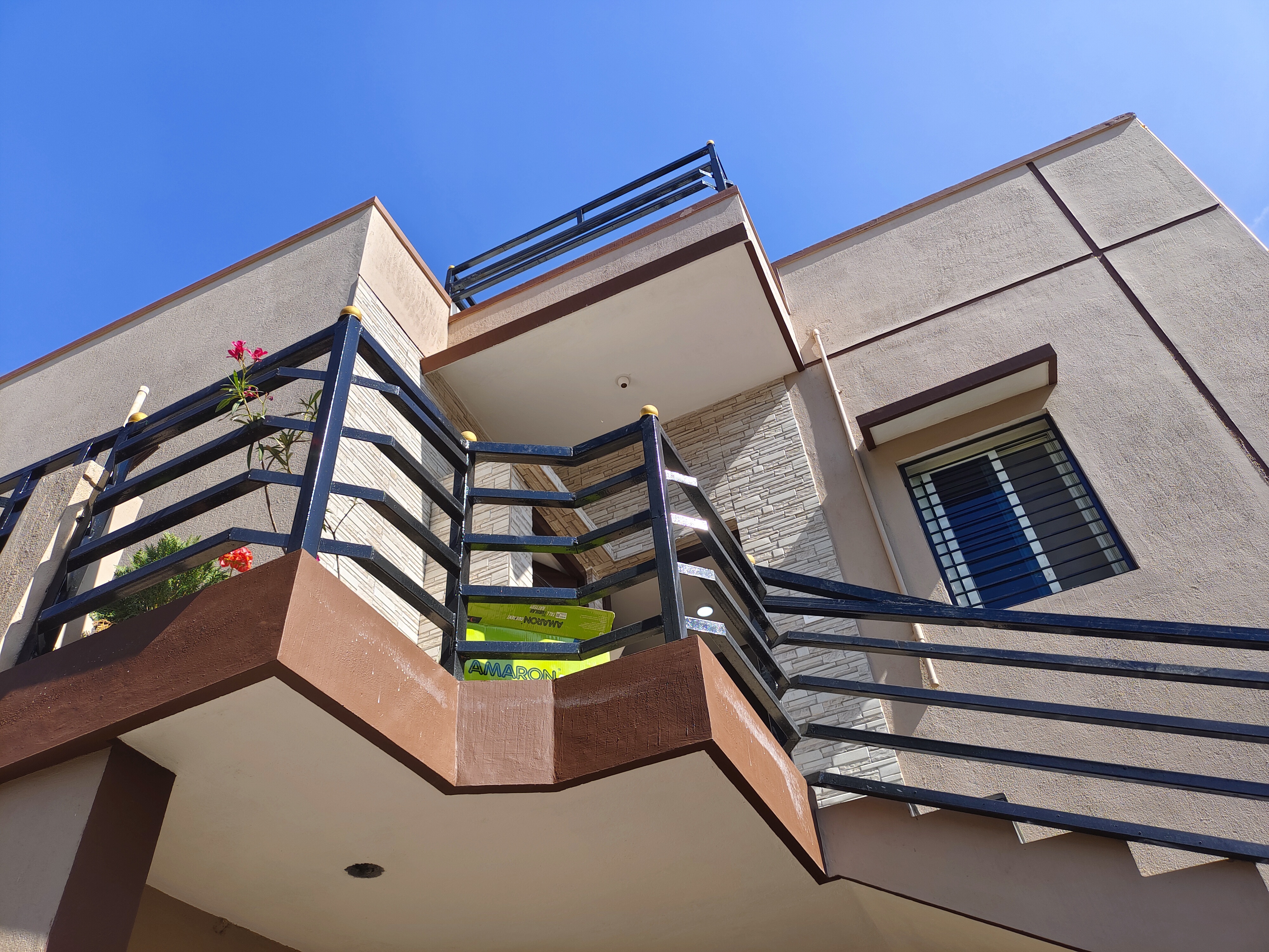 https://findmyroom-property-images-india.s3.ap-south-1.amazonaws.com/nouft-1701066118648-16832.jpg