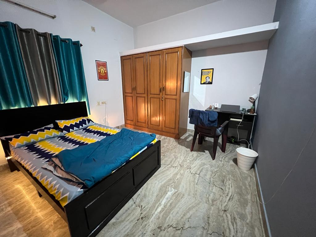 https://findmyroom-property-images-india.s3.ap-south-1.amazonaws.com/nqlet-1696744549377-48407.jpg