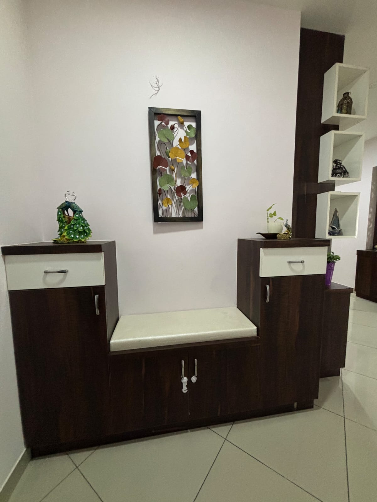 https://findmyroom-property-images-india.s3.ap-south-1.amazonaws.com/nsdvz-1756884600357-21561.jpg