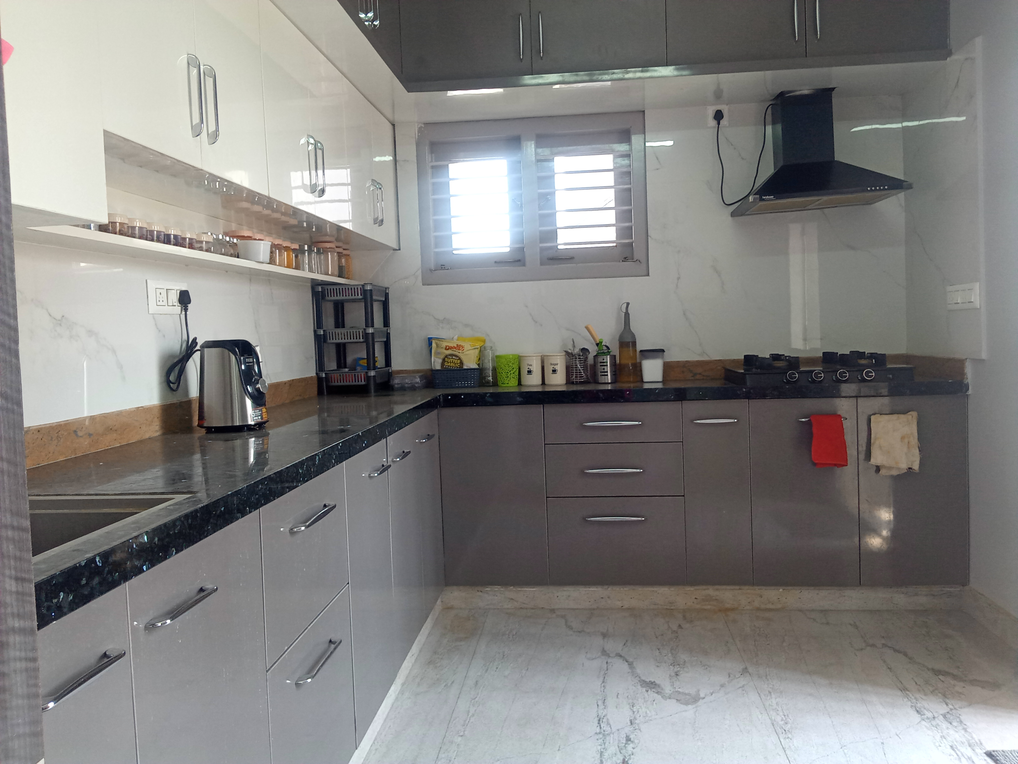 https://findmyroom-property-images-india.s3.ap-south-1.amazonaws.com/nswdw-1713610245189-52750.jpg