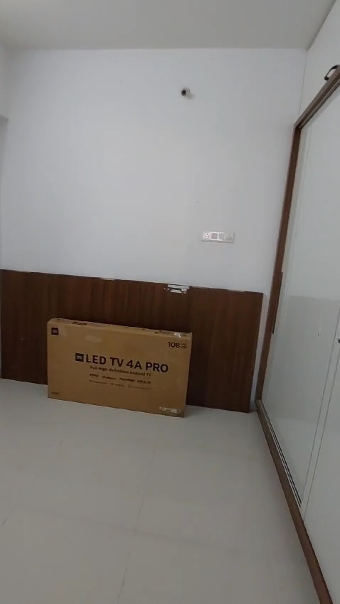 https://findmyroom-property-images-india.s3.ap-south-1.amazonaws.com/nyebw-1711535105344-40751.jpg