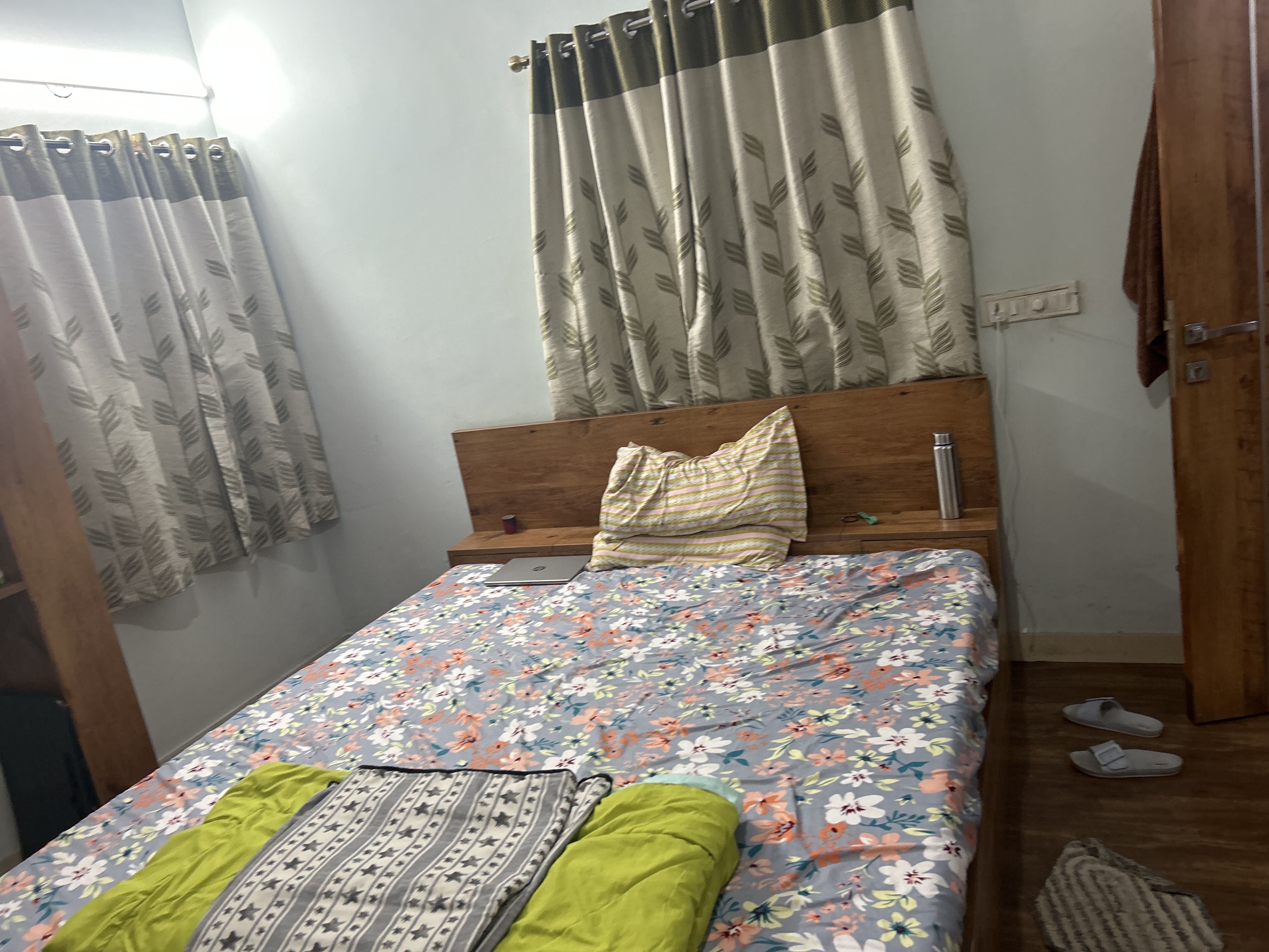 https://findmyroom-property-images-india.s3.ap-south-1.amazonaws.com/oeeso-1721049642577-11312.jpg
