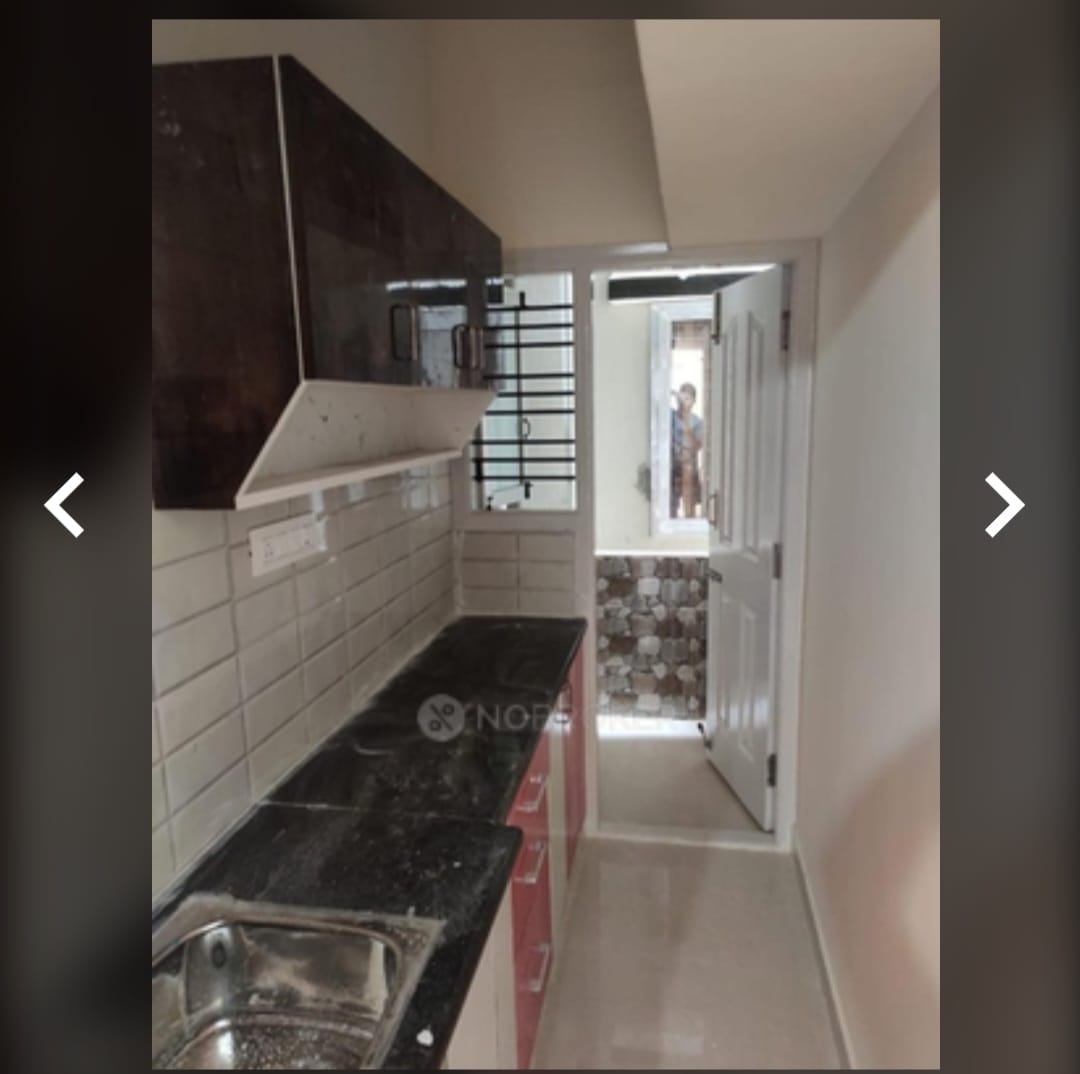 https://findmyroom-property-images-india.s3.ap-south-1.amazonaws.com/oflrd-1657464049333-72302.jpg